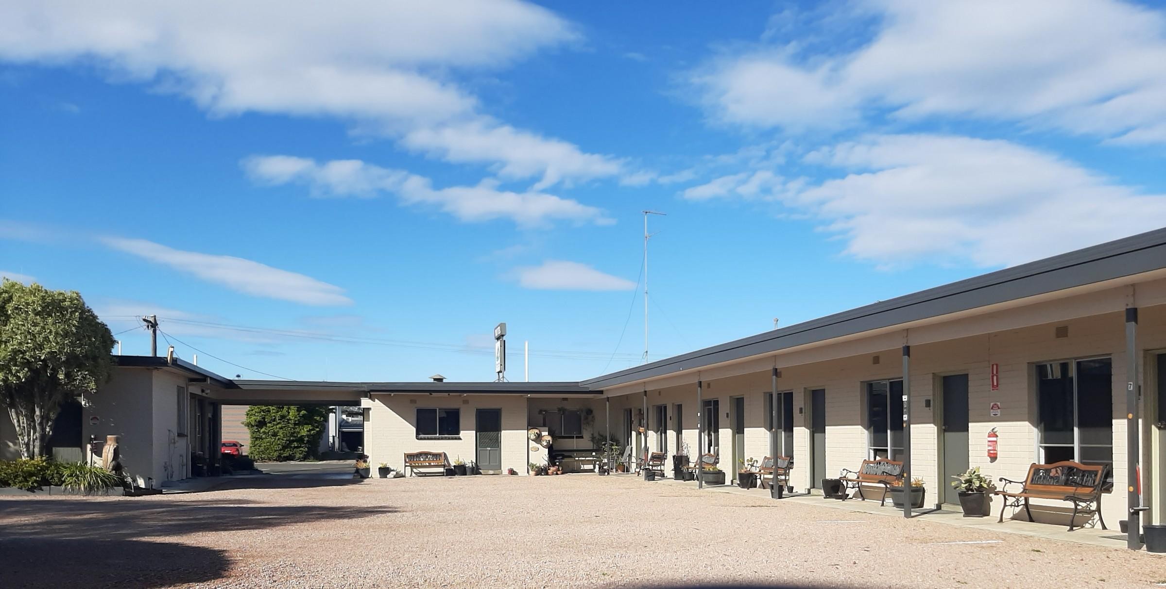 Small But Profitable Motel 503097 3