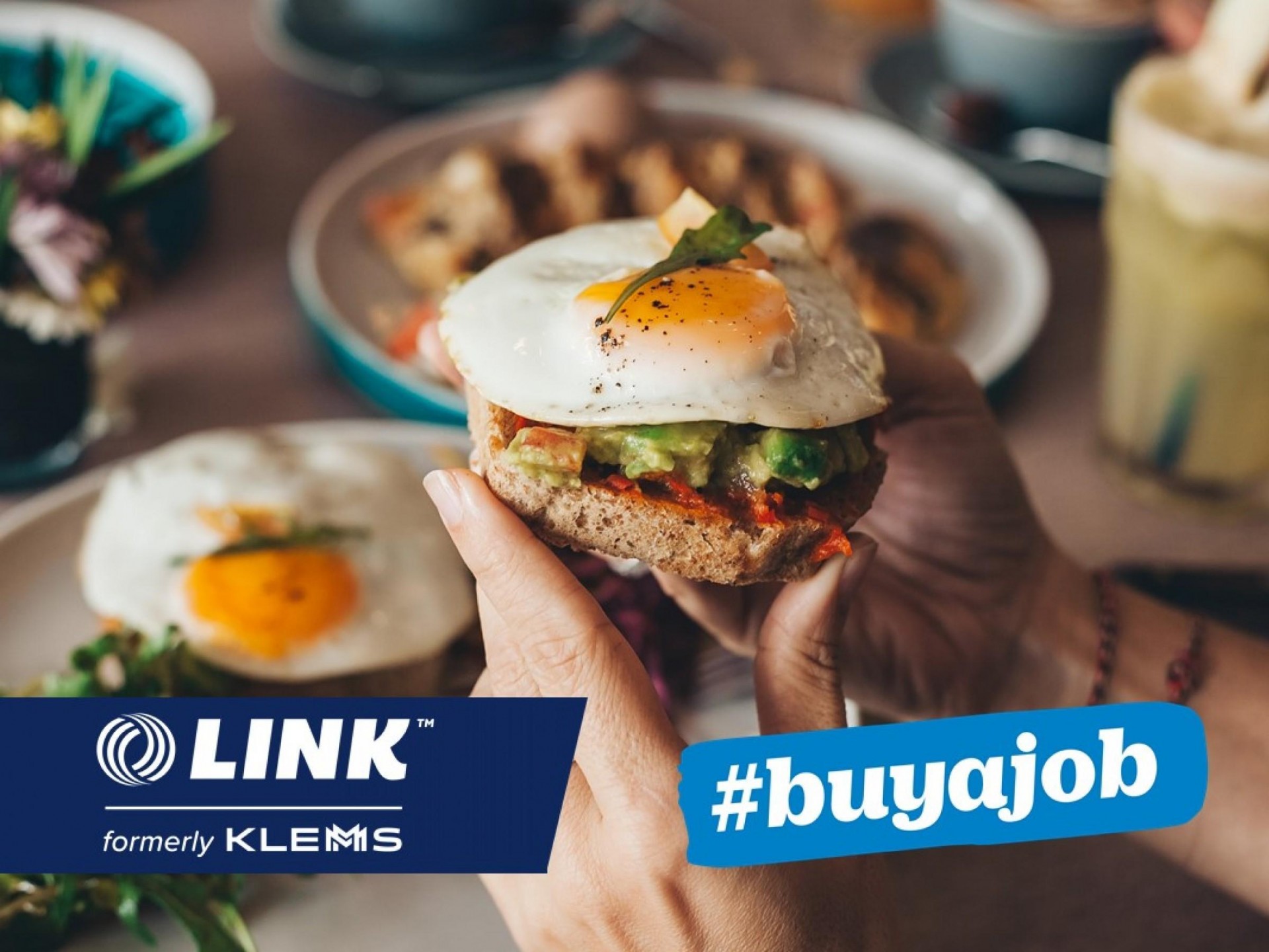 Under Offer Busy 5 503848 1