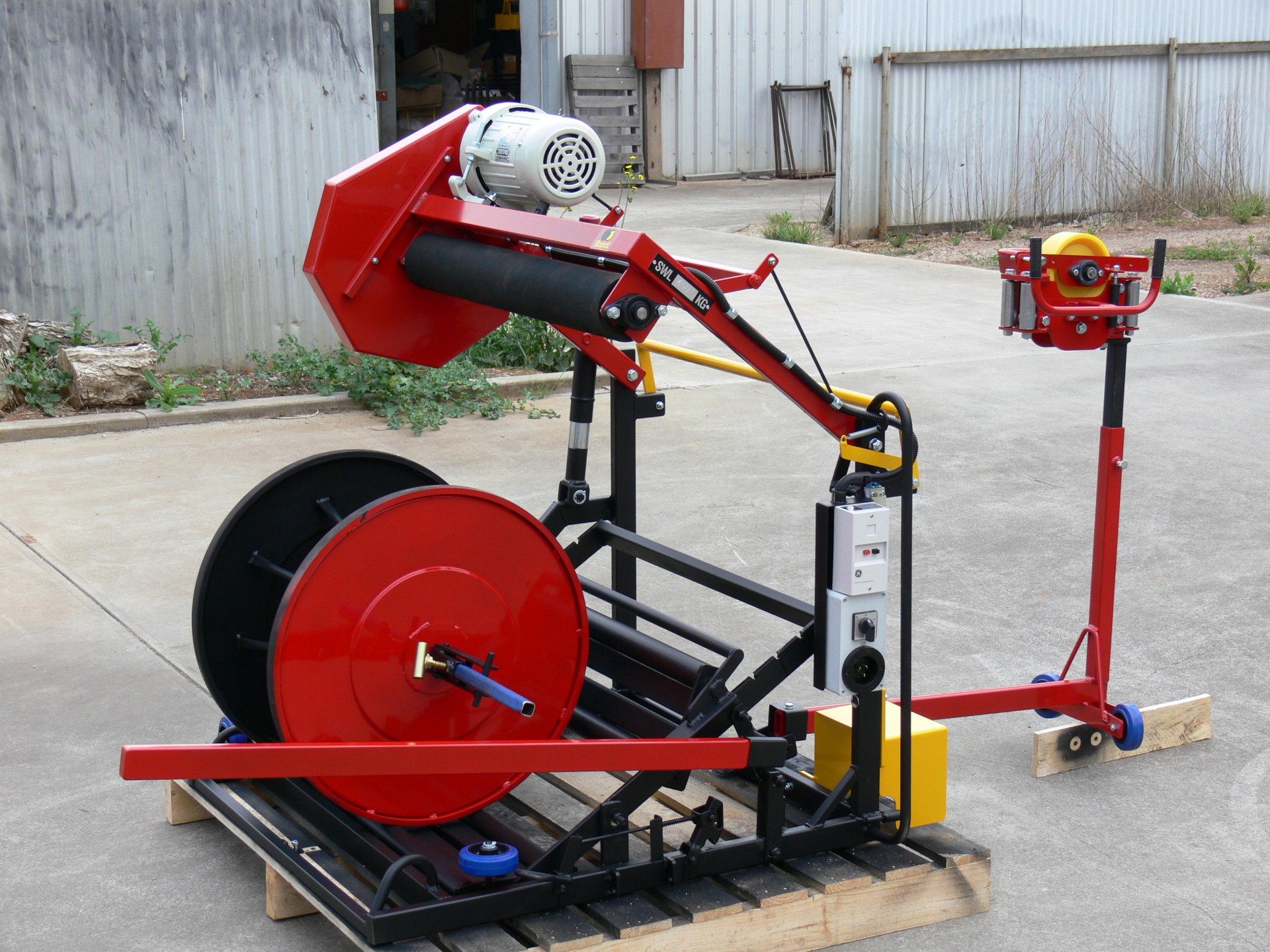 Manufacturer With A Niche 504205 2