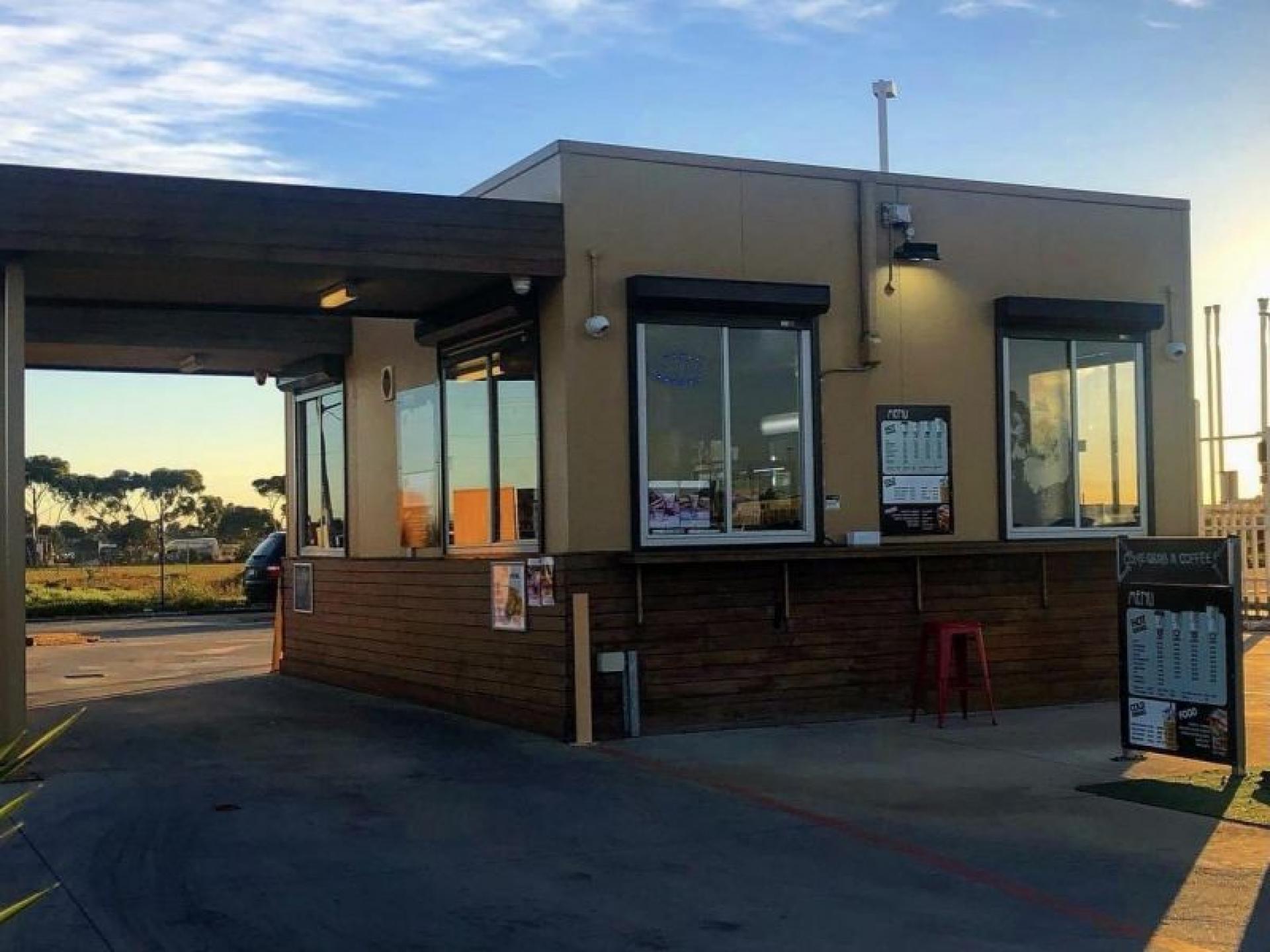 Drive Through Coffee Shop 504430 2