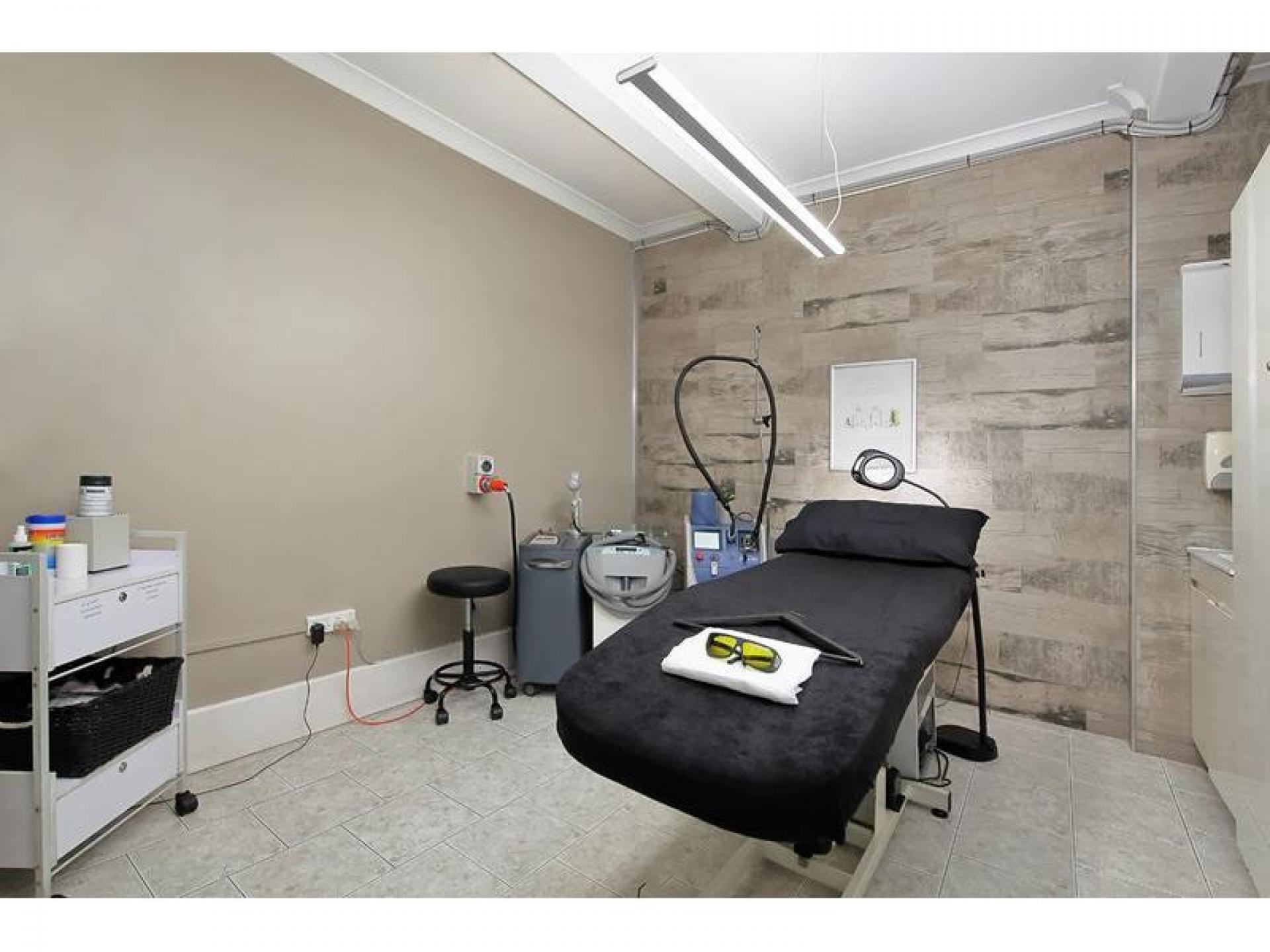 Laser And Skin Clinic 506047 3
