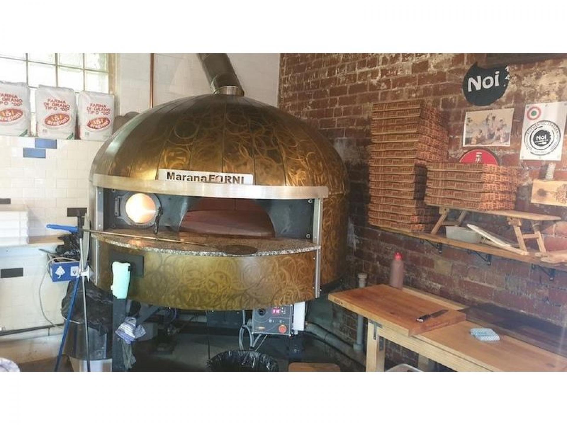 Sold! Italian Pizzeria Restaurant 506957 2