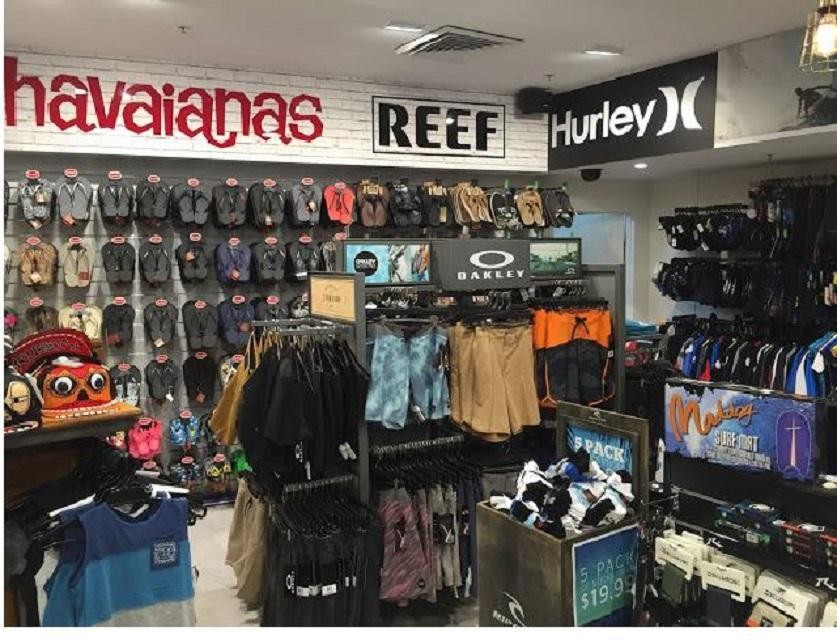 Surf Retail Shop Gold 507442 2