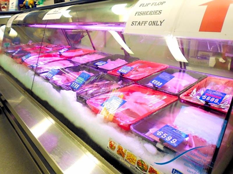 Seafood Sales + Cafe 509710 3