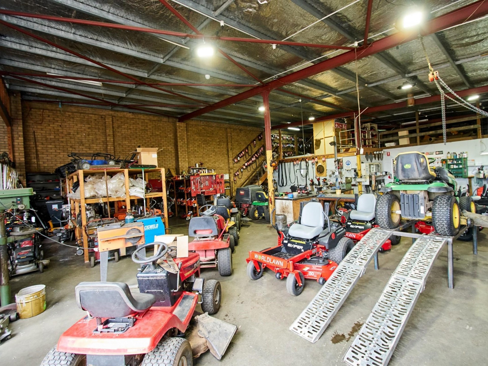 Chainsaw & Outdoor Garden 511009 3