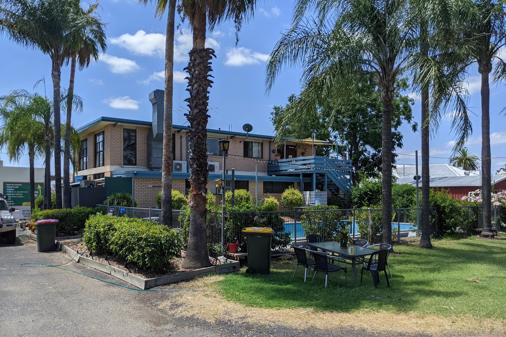 Motel Restaurant Takeaway - 520855 1