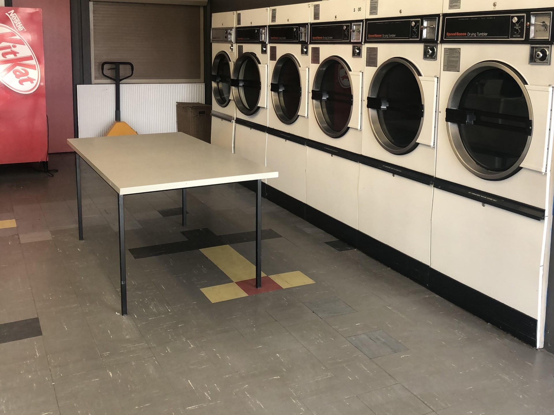 Coin Laundry For Sale 524297 3
