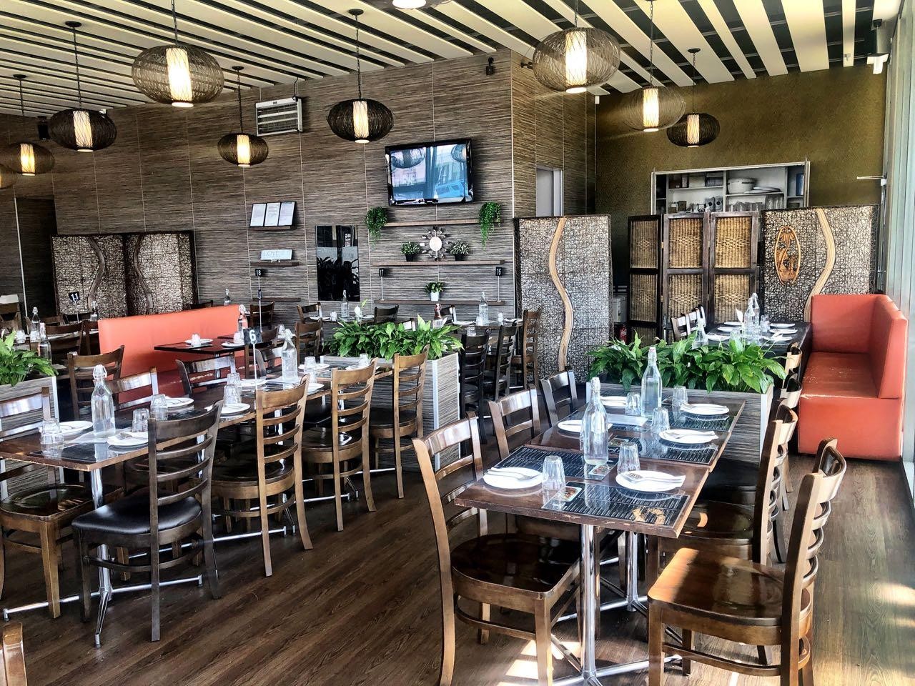 Bright Profitable Thai Restaurant 525256 3