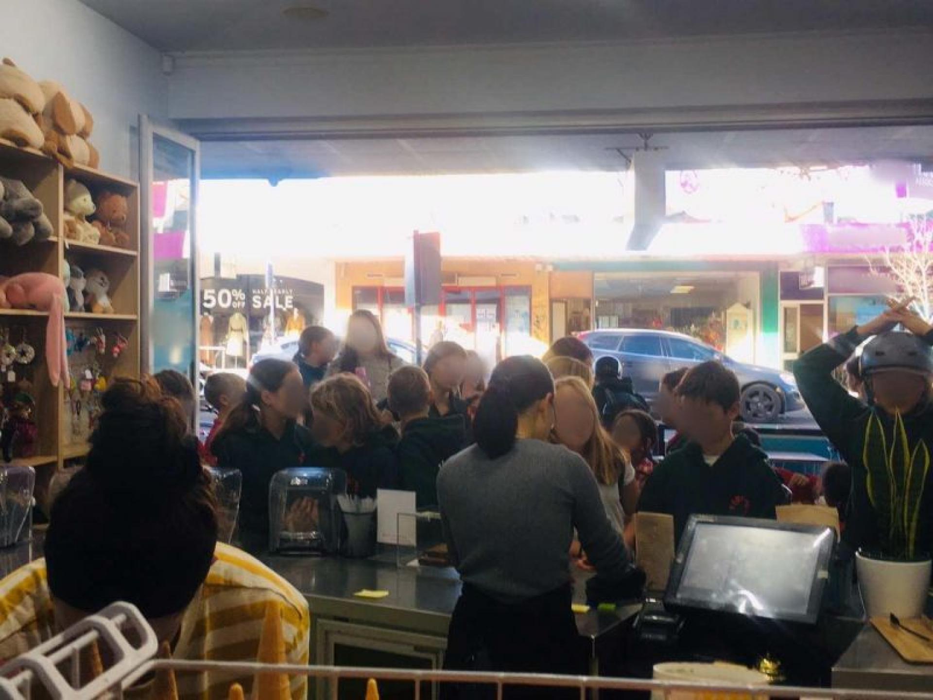 Juice And Ice Cream 525260 3