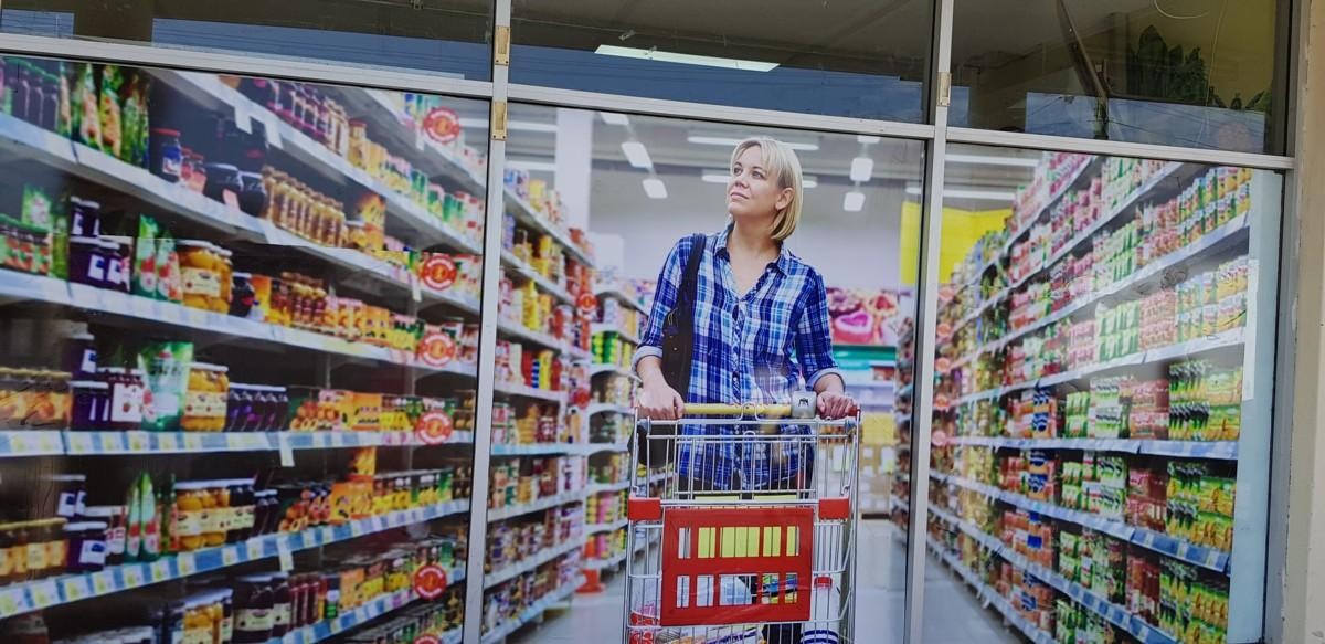 Convenience Store – With 529821 1