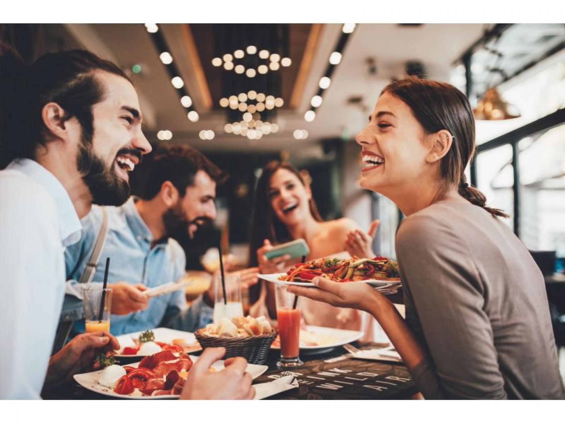 Busy Cafe Restaurant Business 530443 1