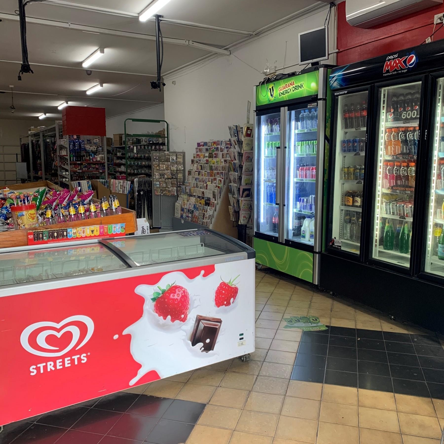 Huge Convenience - General 530561 3