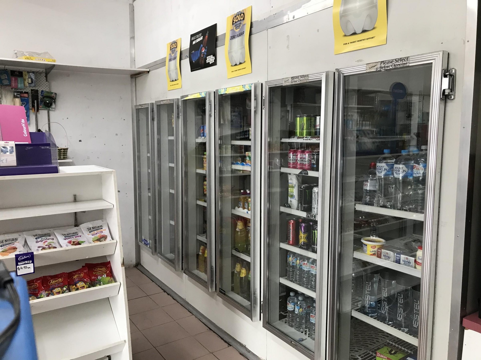 Convenience Store & A 530562 3