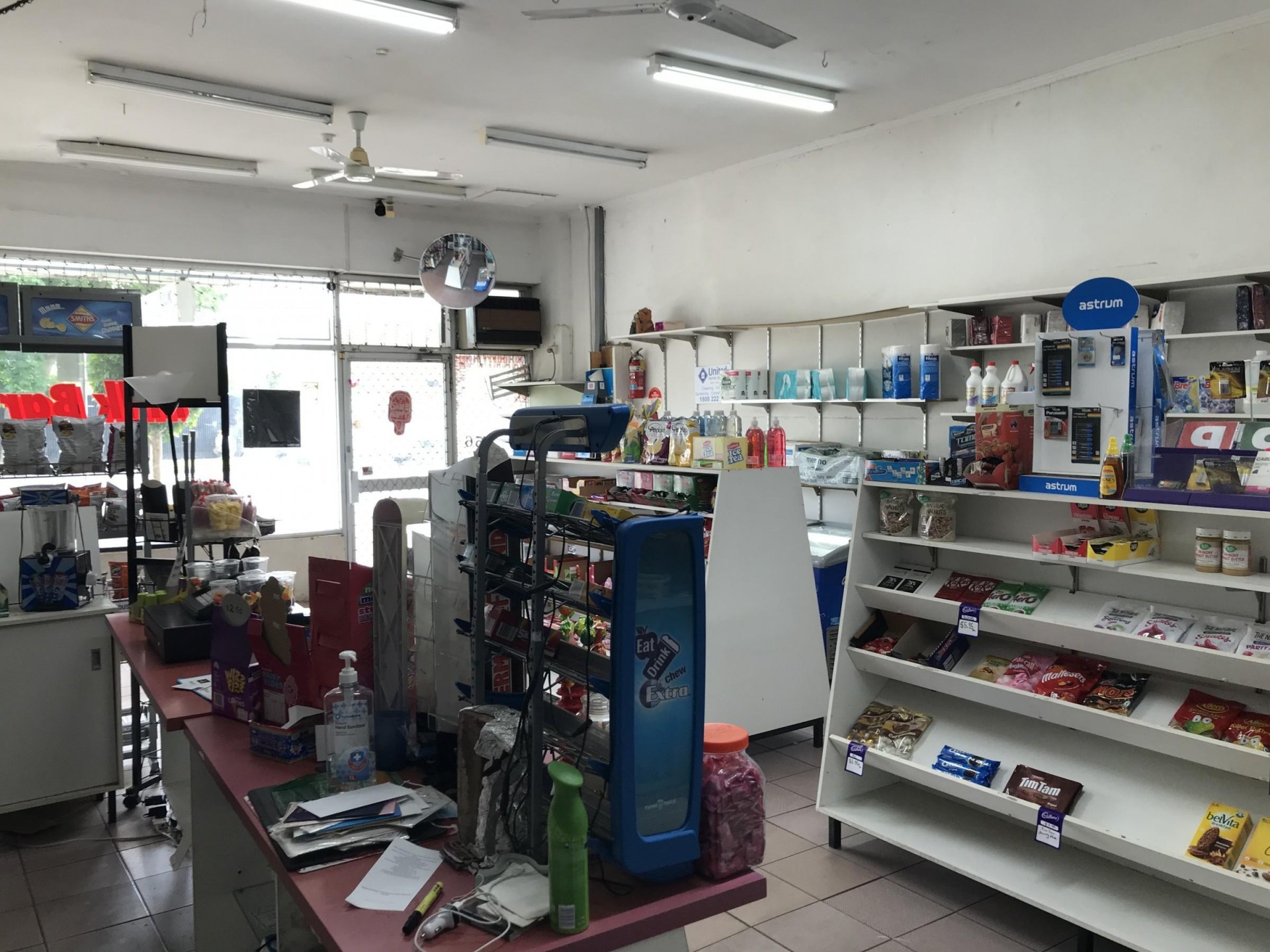 Convenience Store & A 530562 2