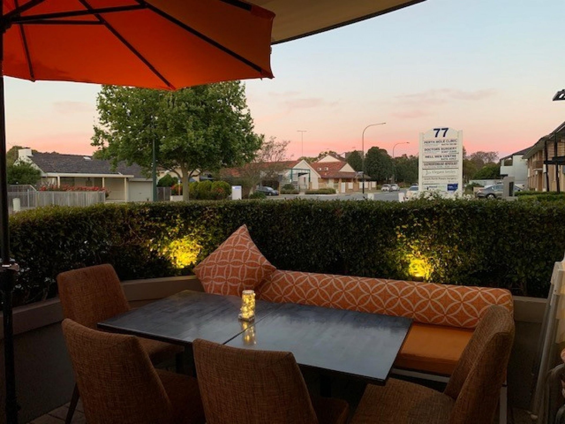 Stylish Cafe In Riverside 530690 2