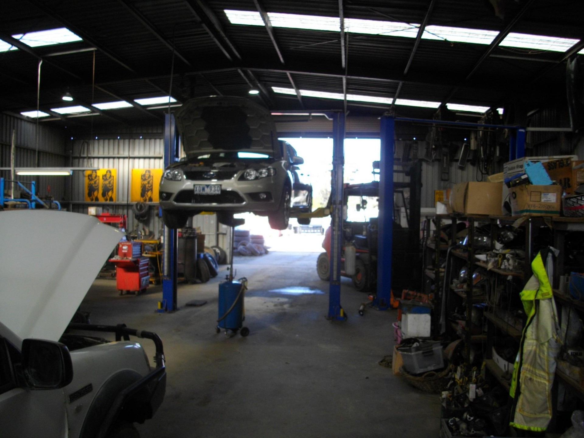 Auto Wreckers Business. Includes 531536 1