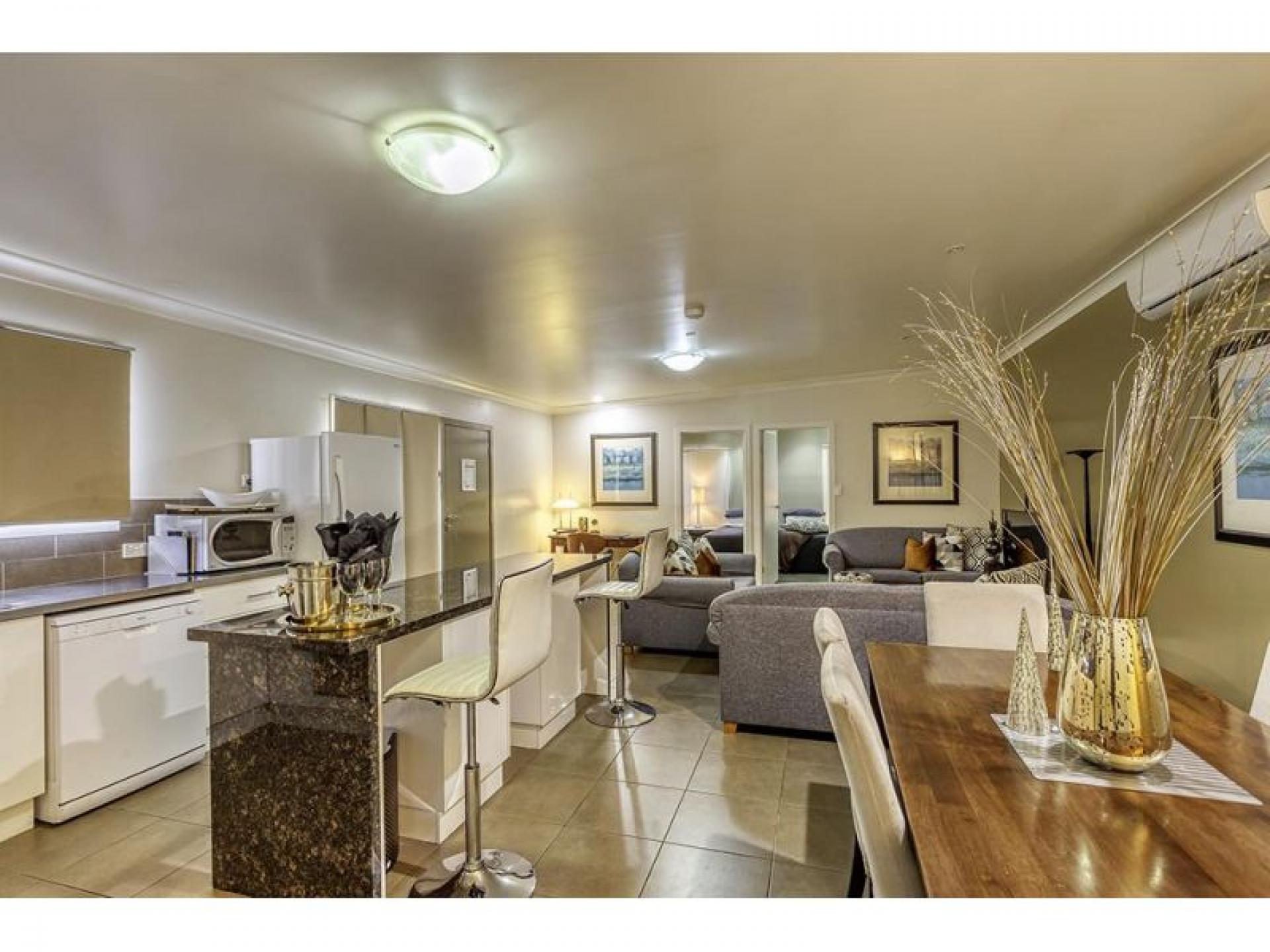 Lifestyle And Top-ranking Freehold 531623 2