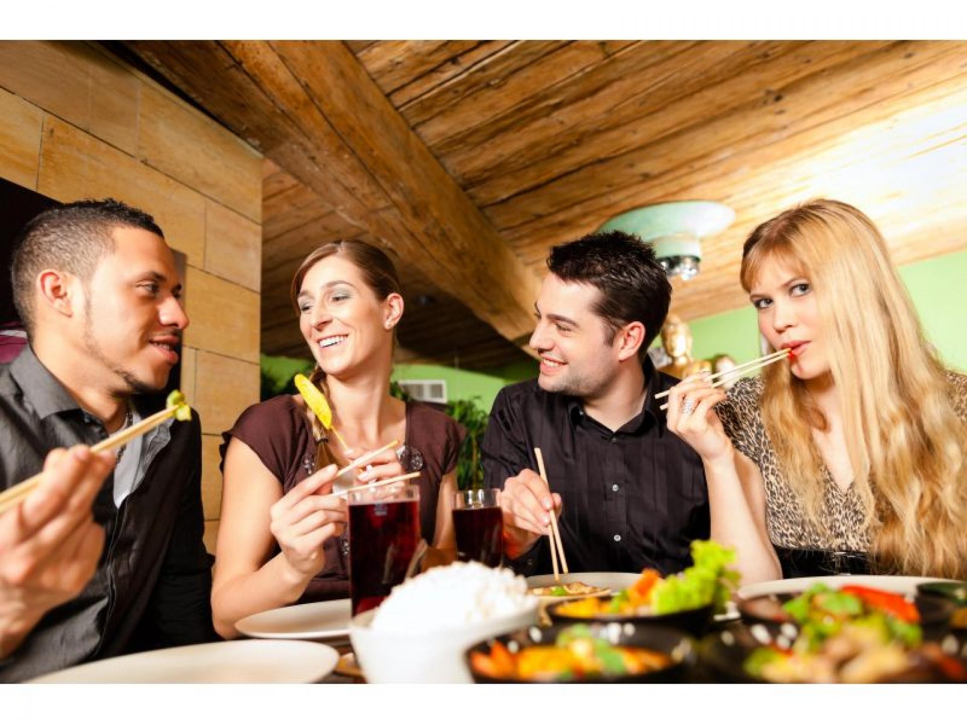 Popular Asian Noodle Shop 531627 1