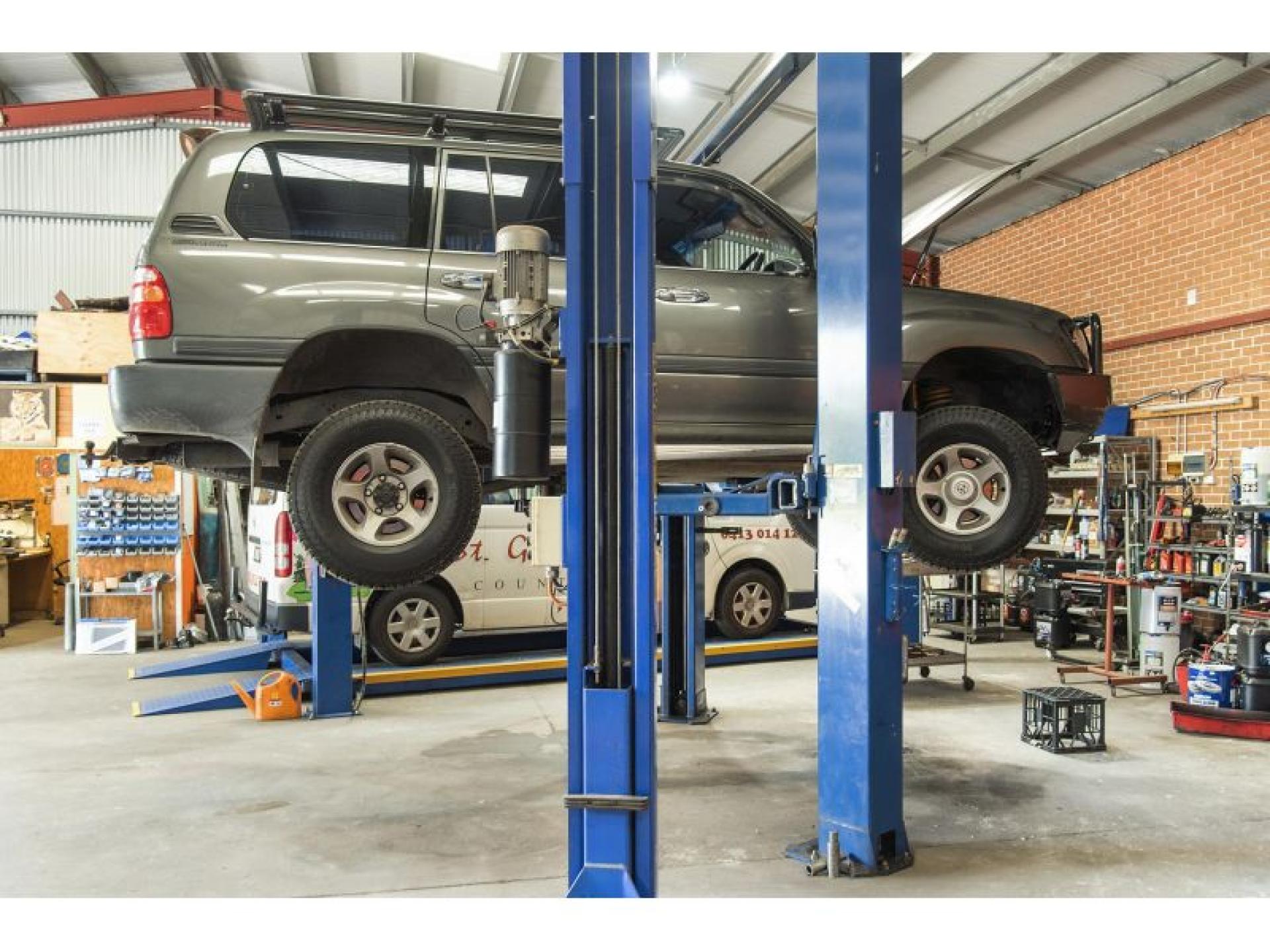 Bay & Basin Automotive 533618 1