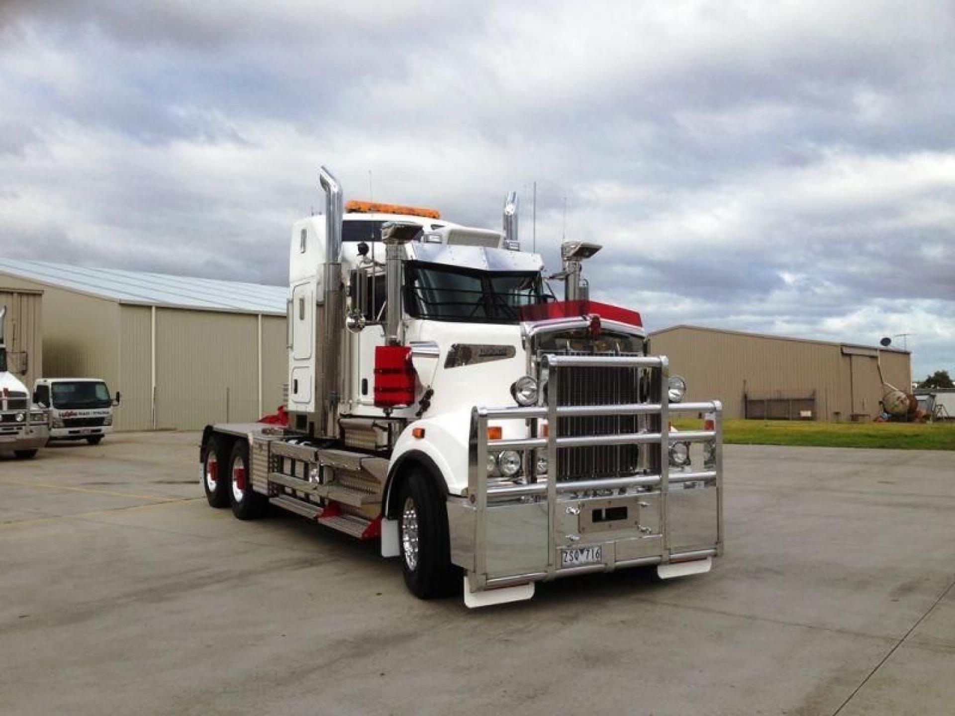 Plastics For Trucks - 533976 2