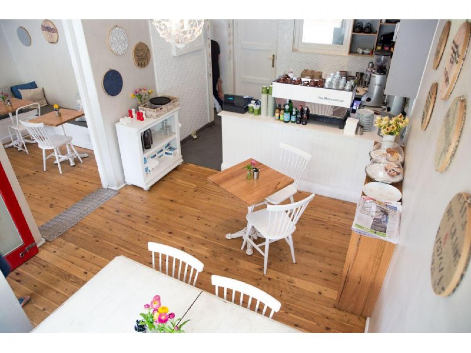 Cafe Lower North Shore 535551 2