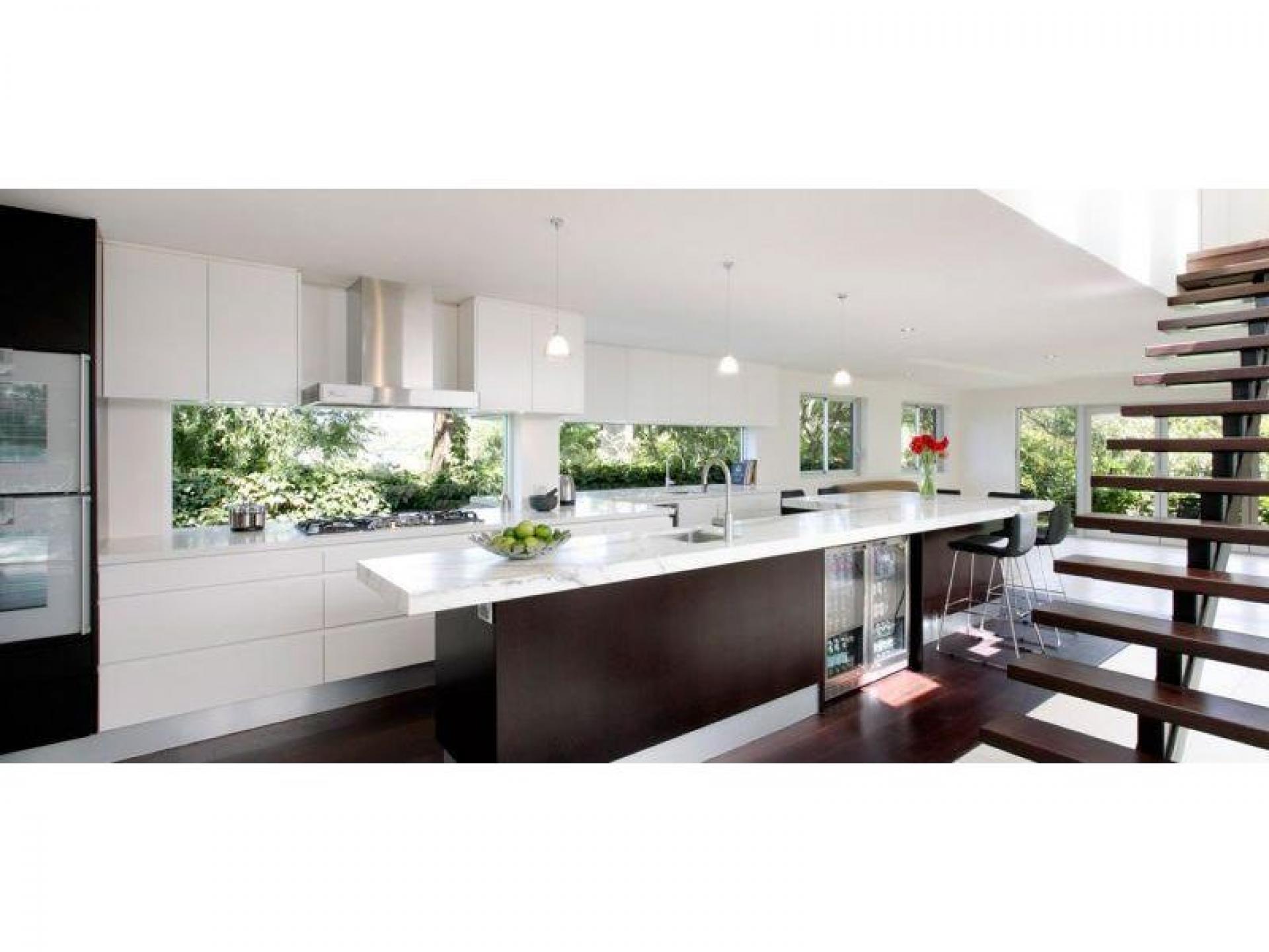 Sale & Design Of 535589 3