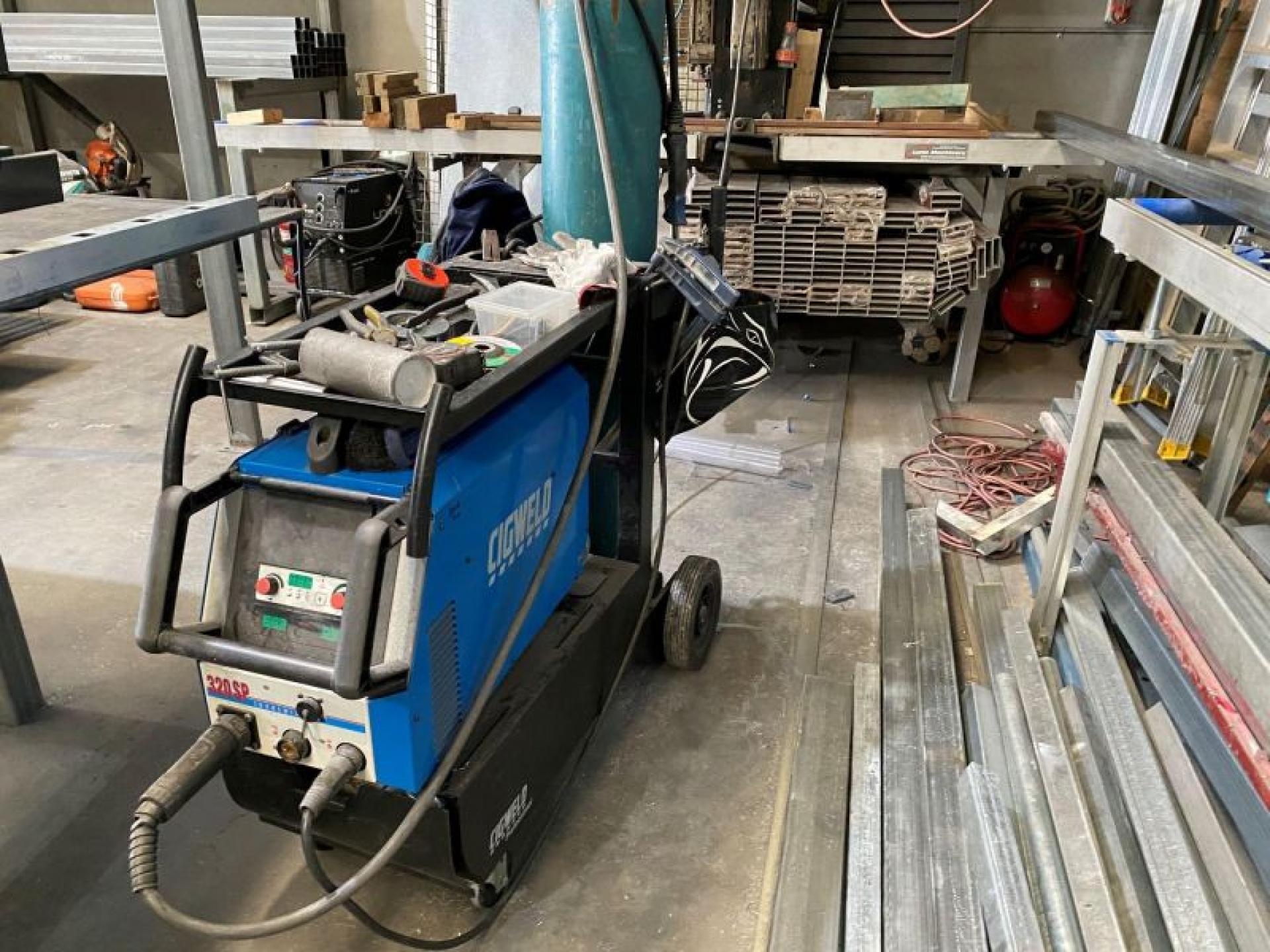 Fencing Supplies Business – 535772 3