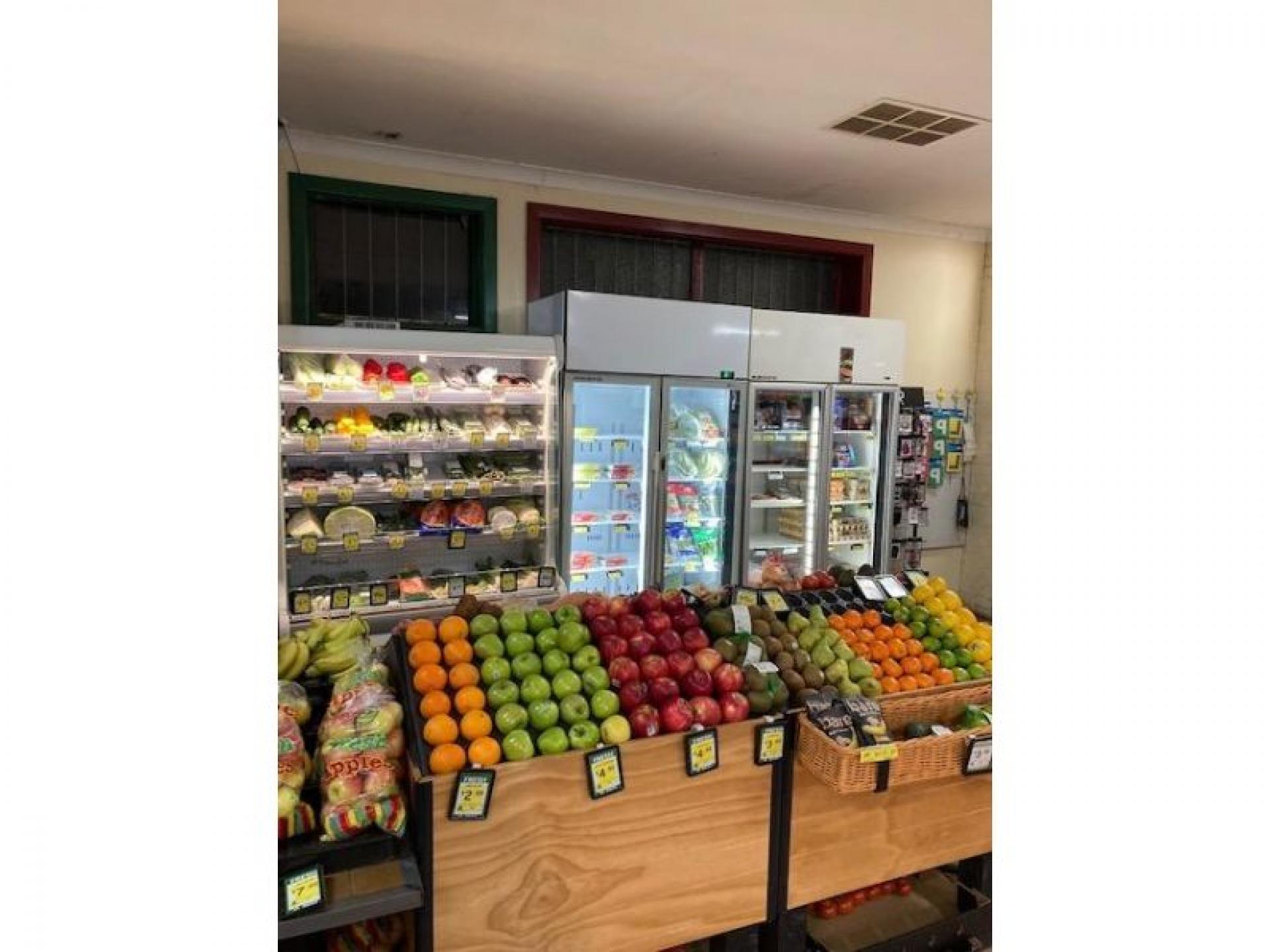 Grocery Bakery General Store 538755 3