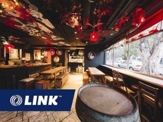 Trendy Bar Restaurant in Bondi Beach