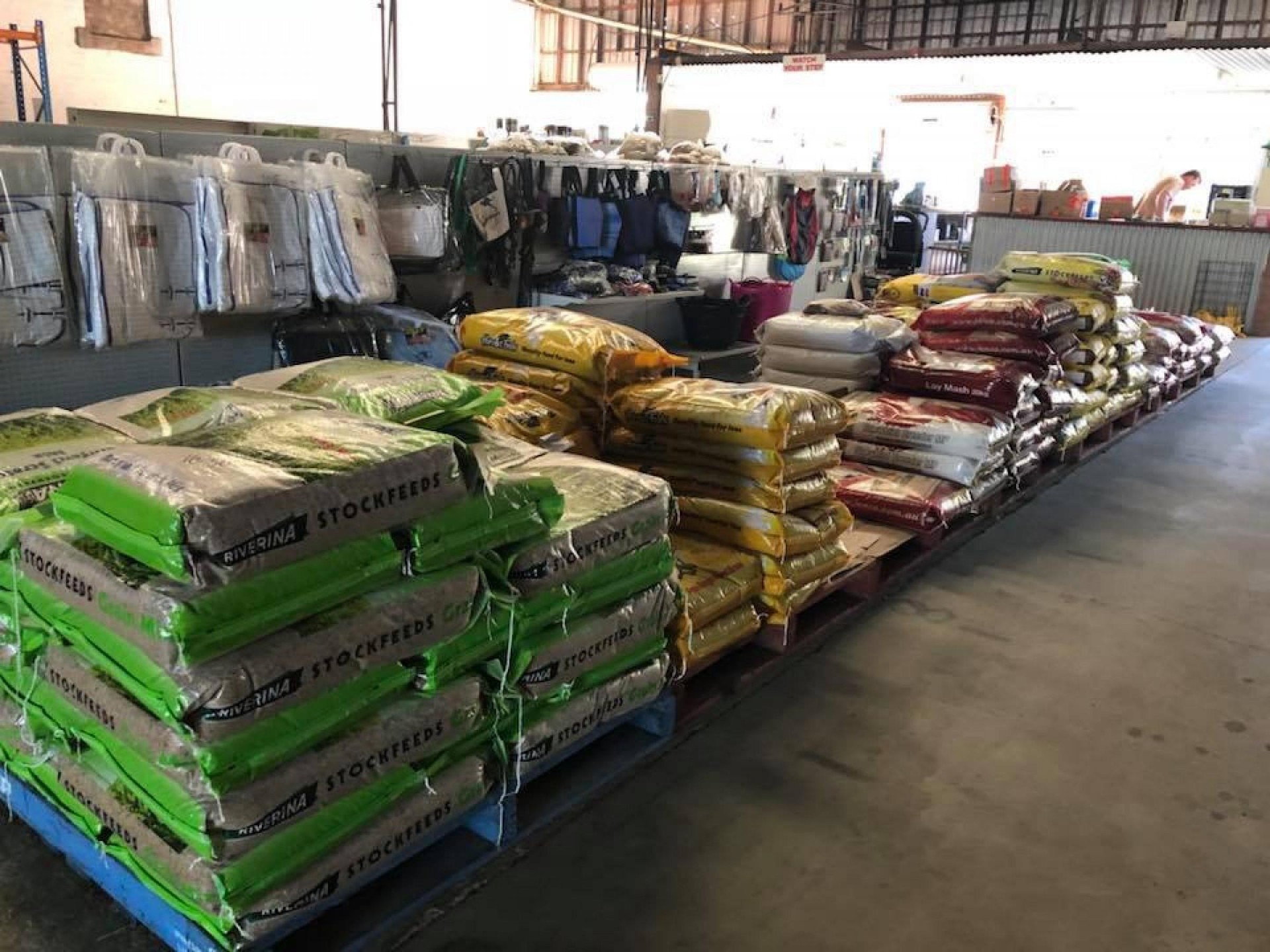 Stockfeed Pet Food & 542445 3