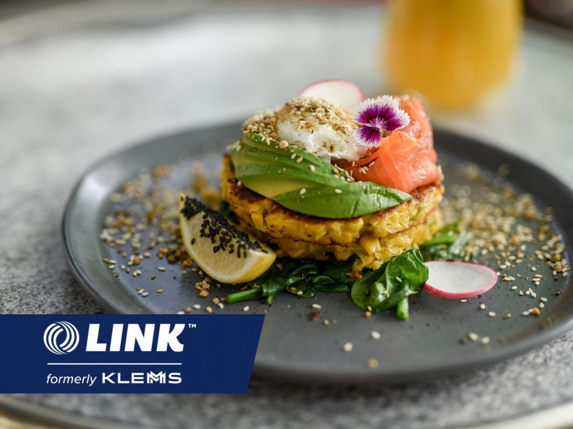 Under Offer Cafe With 543070 1