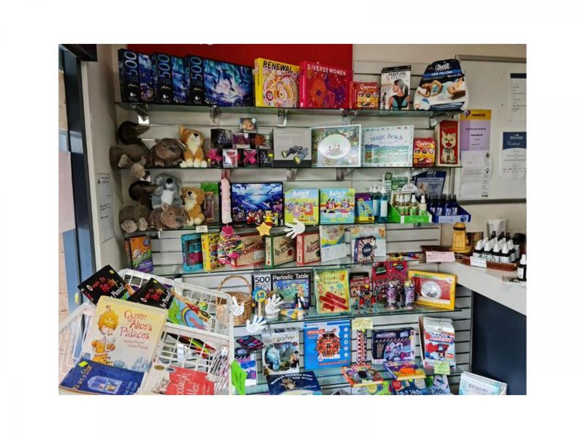 Licensed Post Office And 543792 3