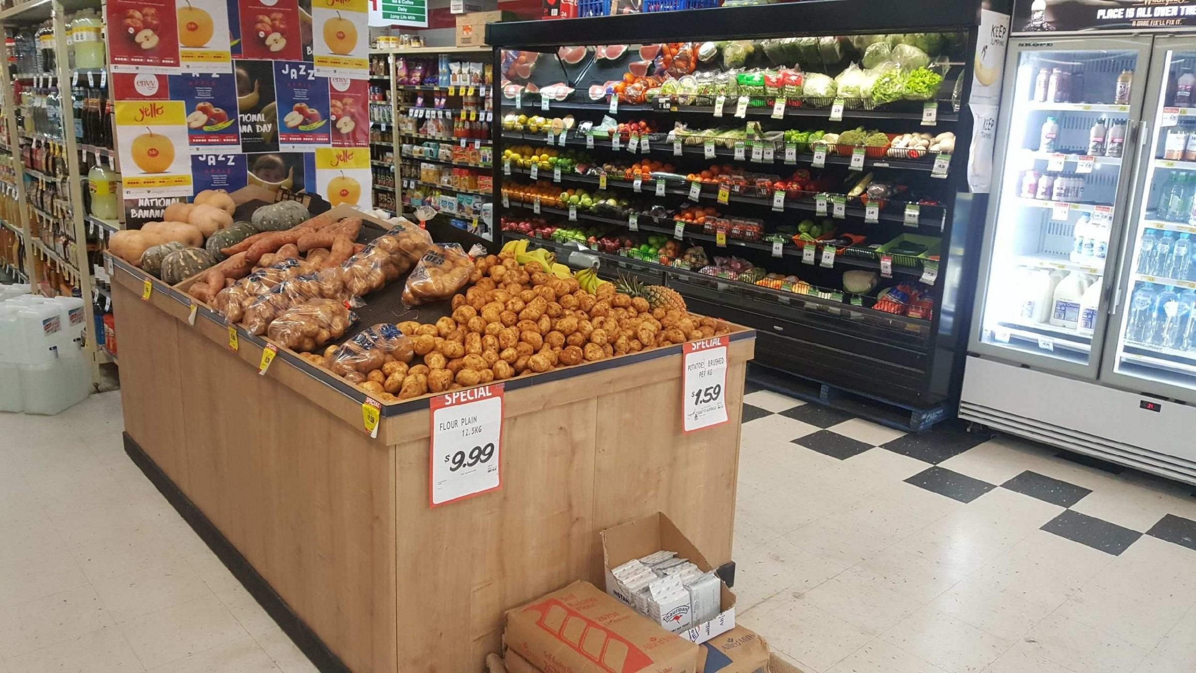 Independent Supermarket Lets Do 544670 2