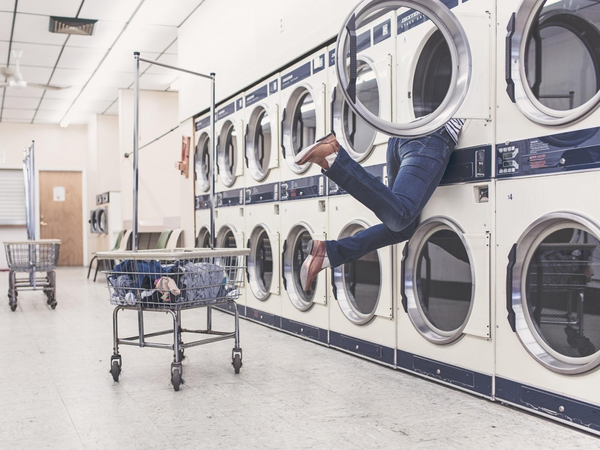 Laundromat In Popular Hotspot 546292 3