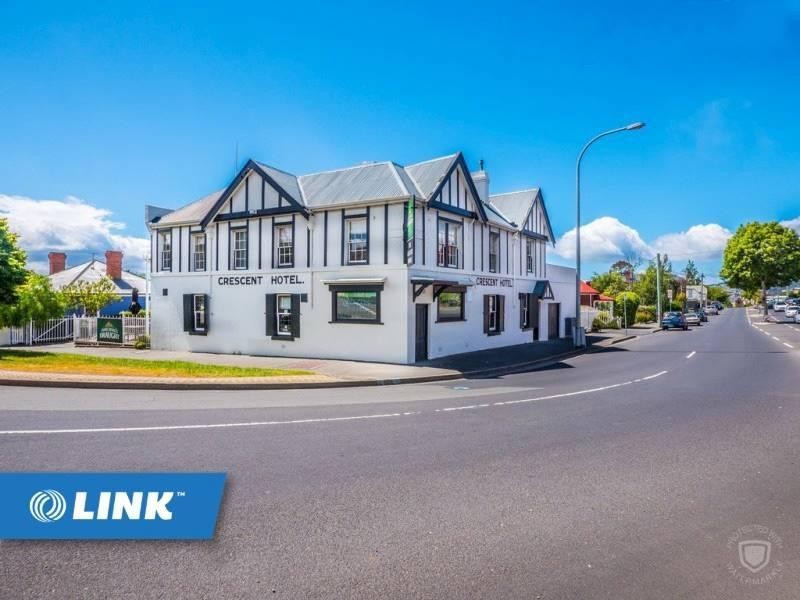 The Crescent Hotel North 547950 1