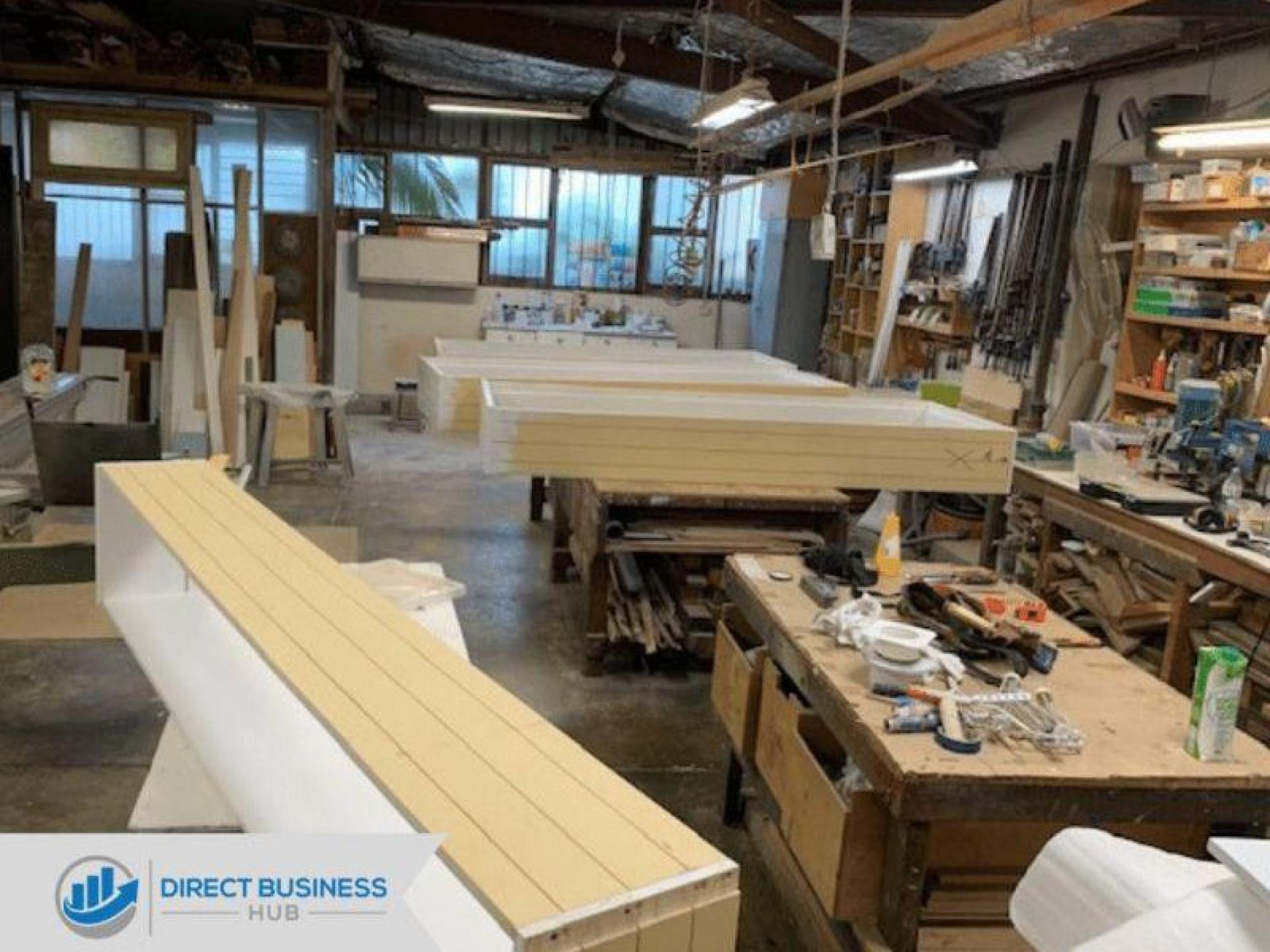 Joinery Shop / Carpentry 548850 3
