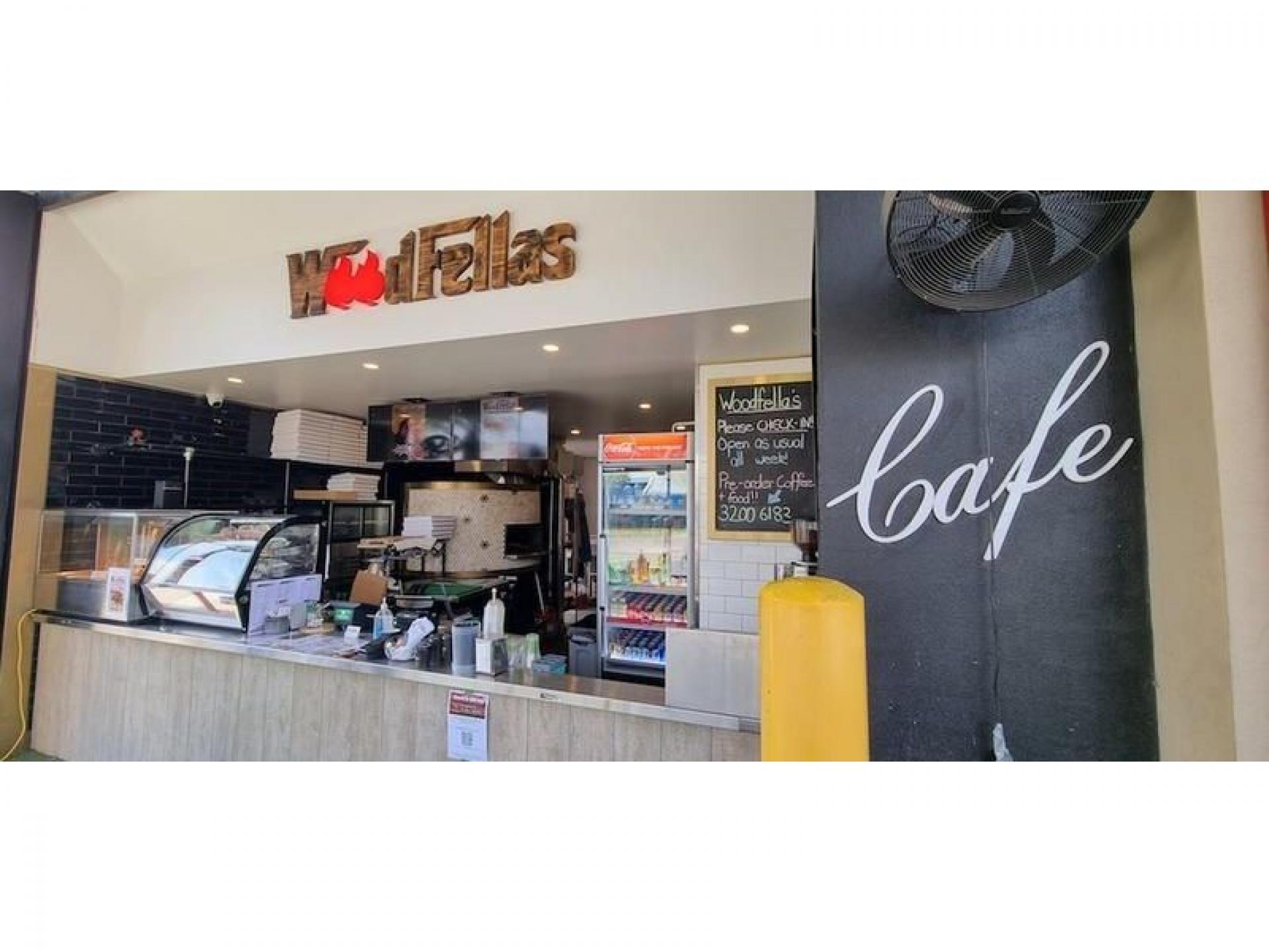 Wood-fire Pizzeria / Cafe 549867 3