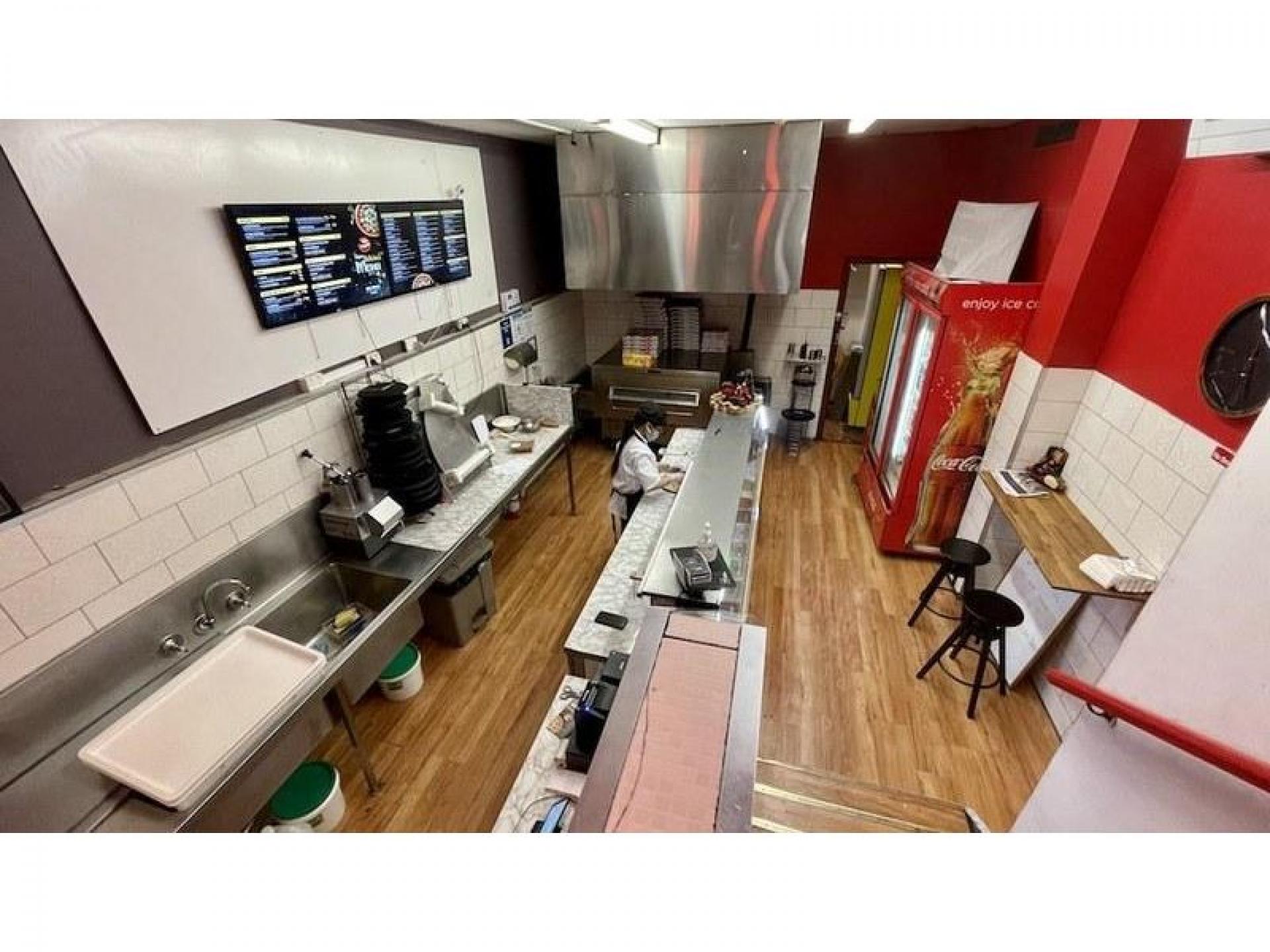 Takeaway Pizza Shop In 550002 1
