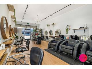 Superb 5 Day Hair with Beauty Salon Business for Sale City Fringe
