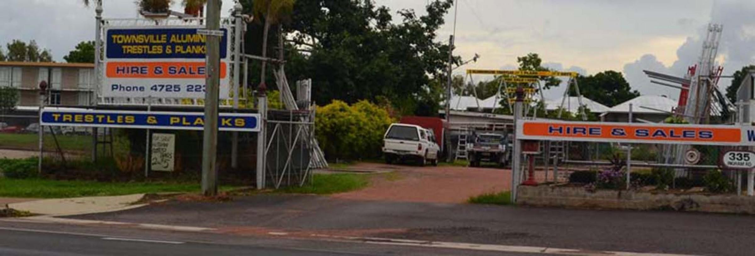 Townsville Aluminium Trestles & 559055 1