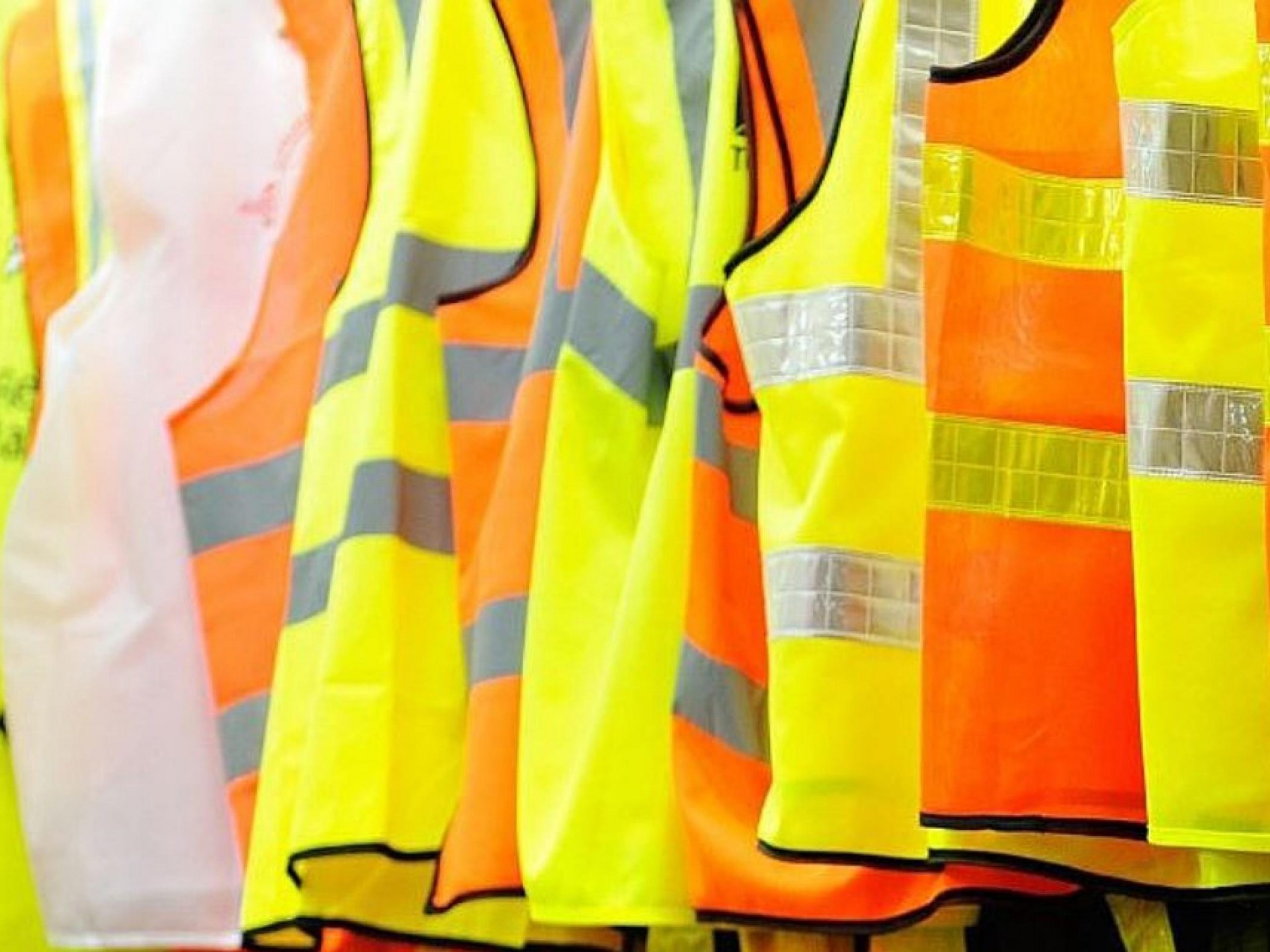 Safety And Promotional Apparel 559932 1
