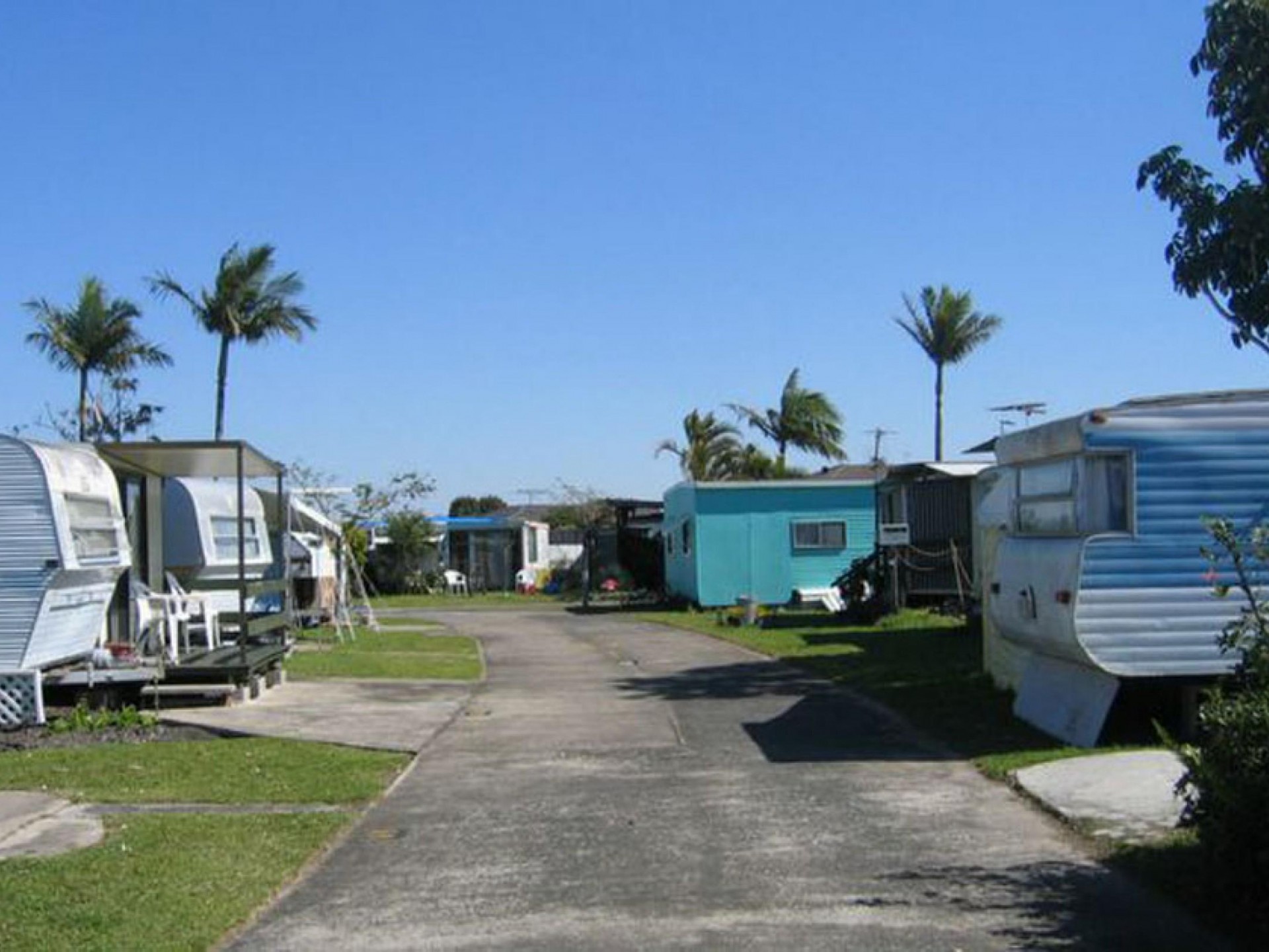 Under Contract. Caravan Park 560104 3