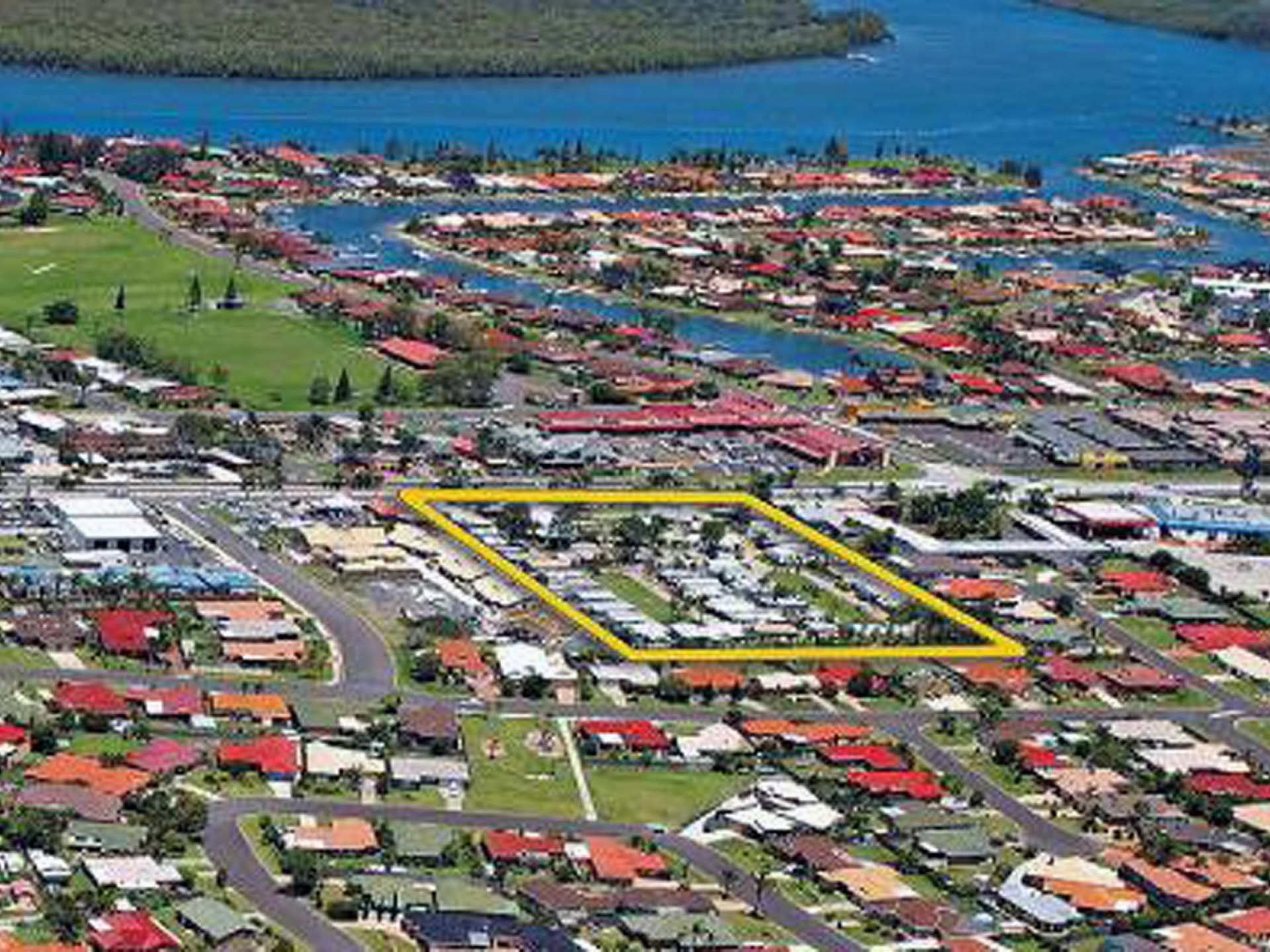 Under Contract. Caravan Park 560104 2