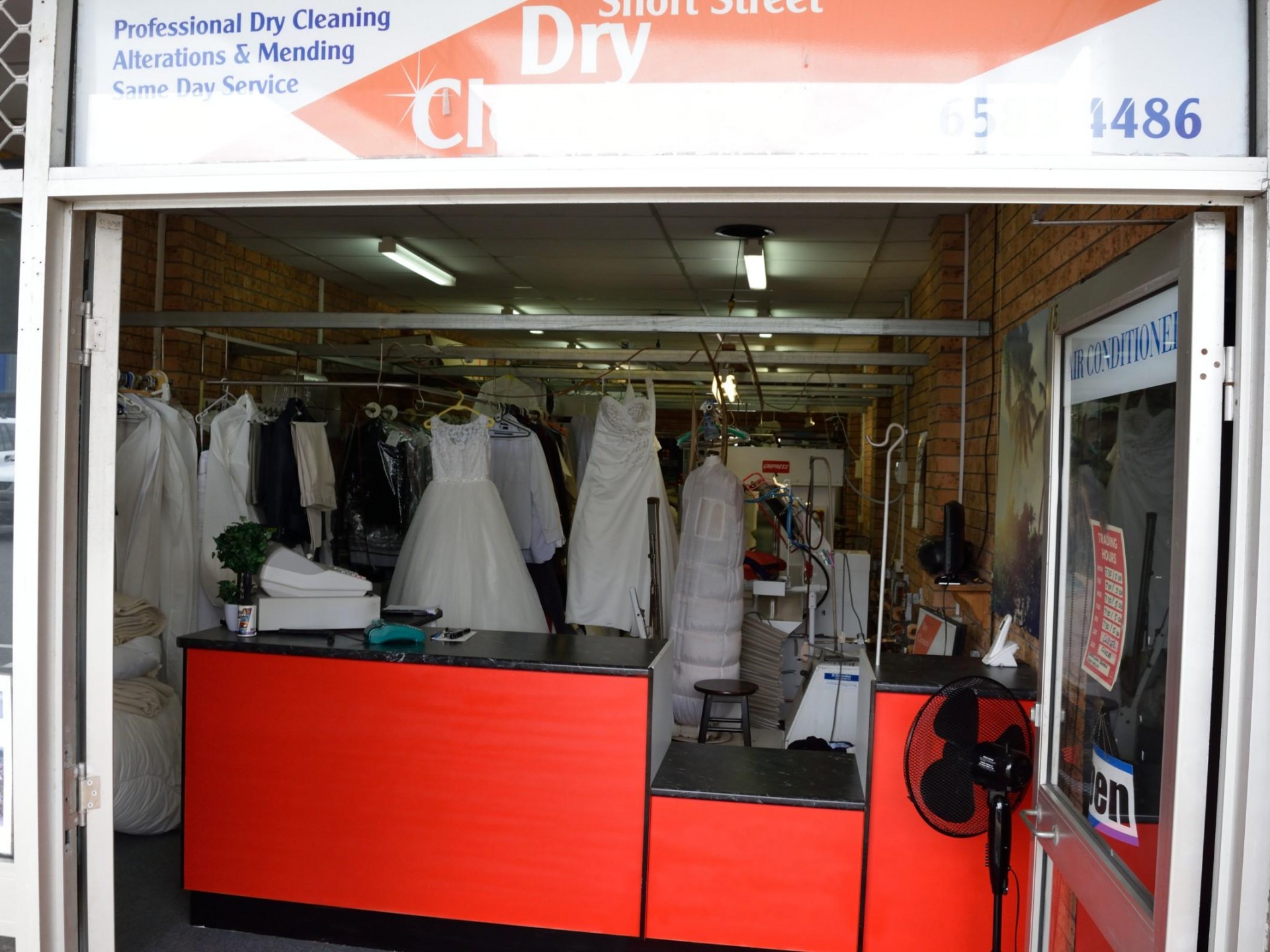 Dry Cleaners Port Macquarie 560324 2