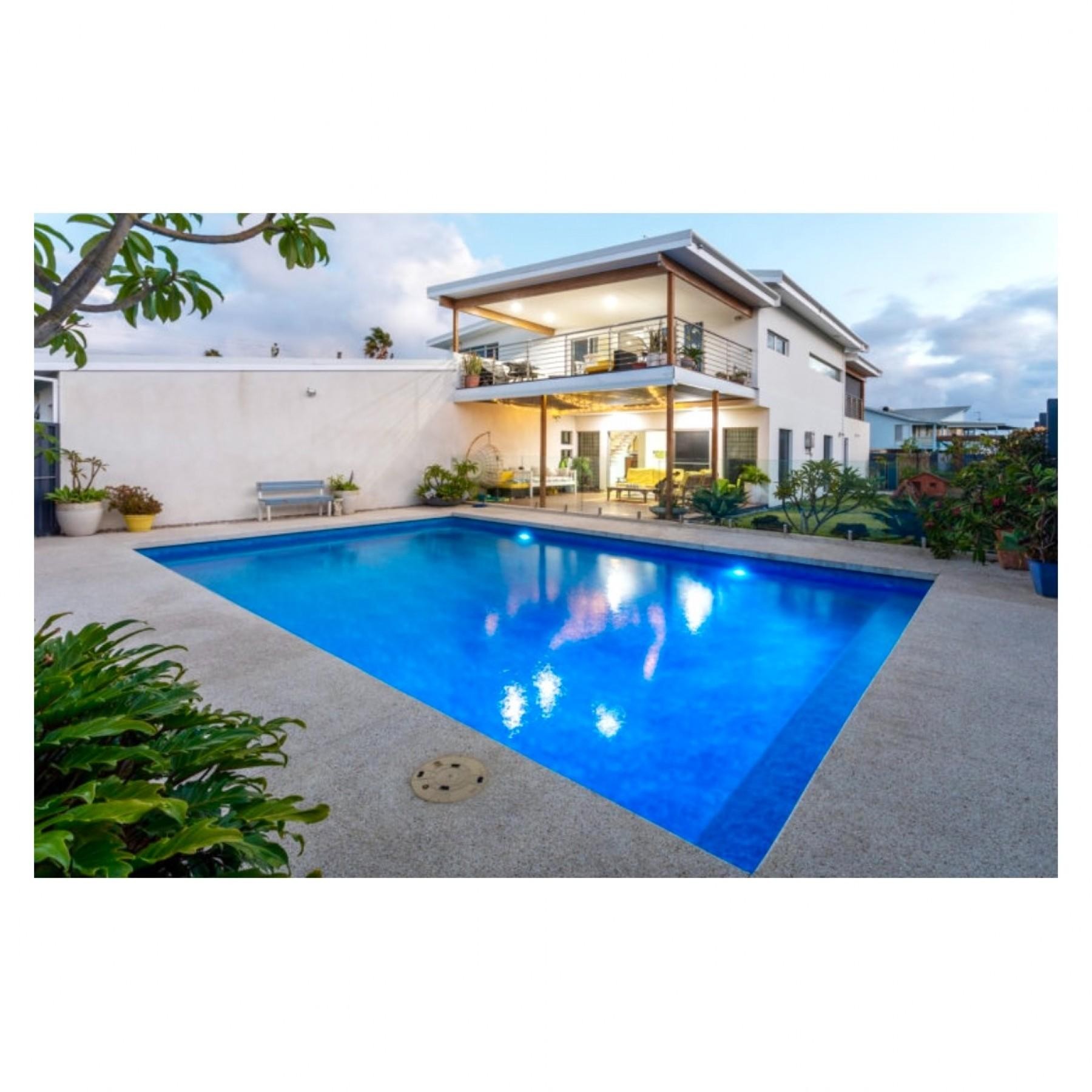 Swimming Pools & Spas 561412 3