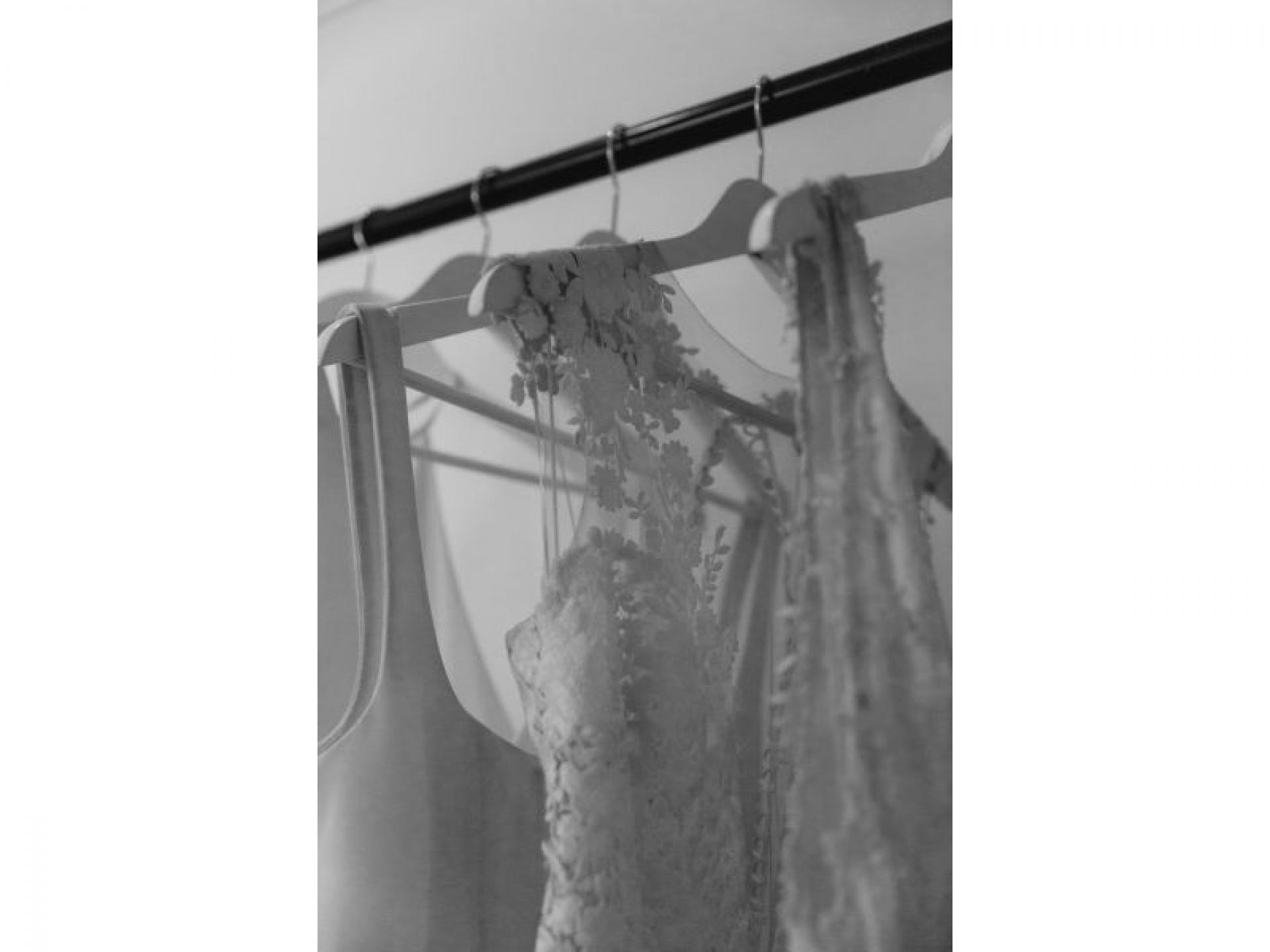 Boutique Bridal Retail Store 562888 3