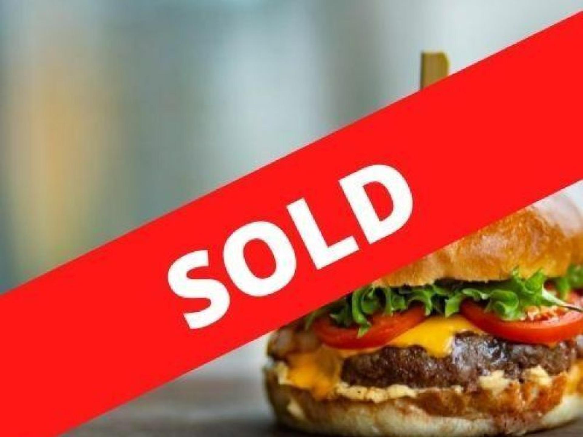 22140 Popular Takeaway Restaurant 563475 1