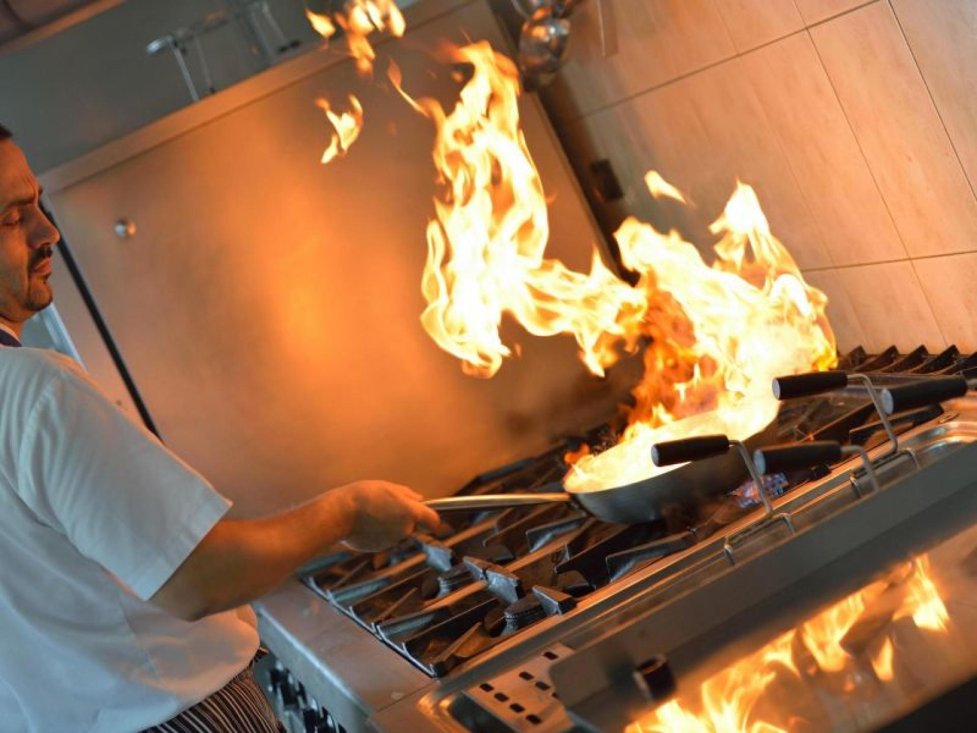 Restaurant For Sale - 563739 1