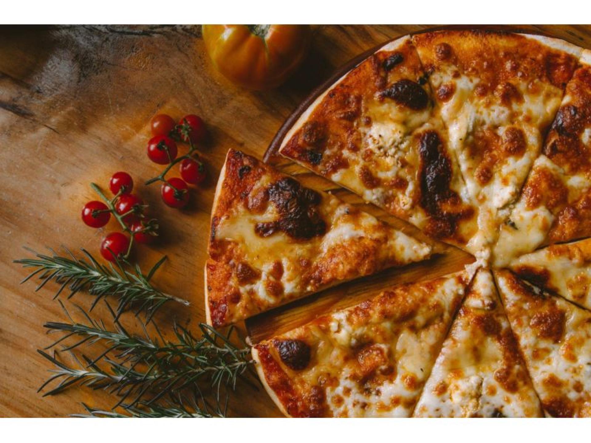 Takeaway Pizza Shop 564112 1