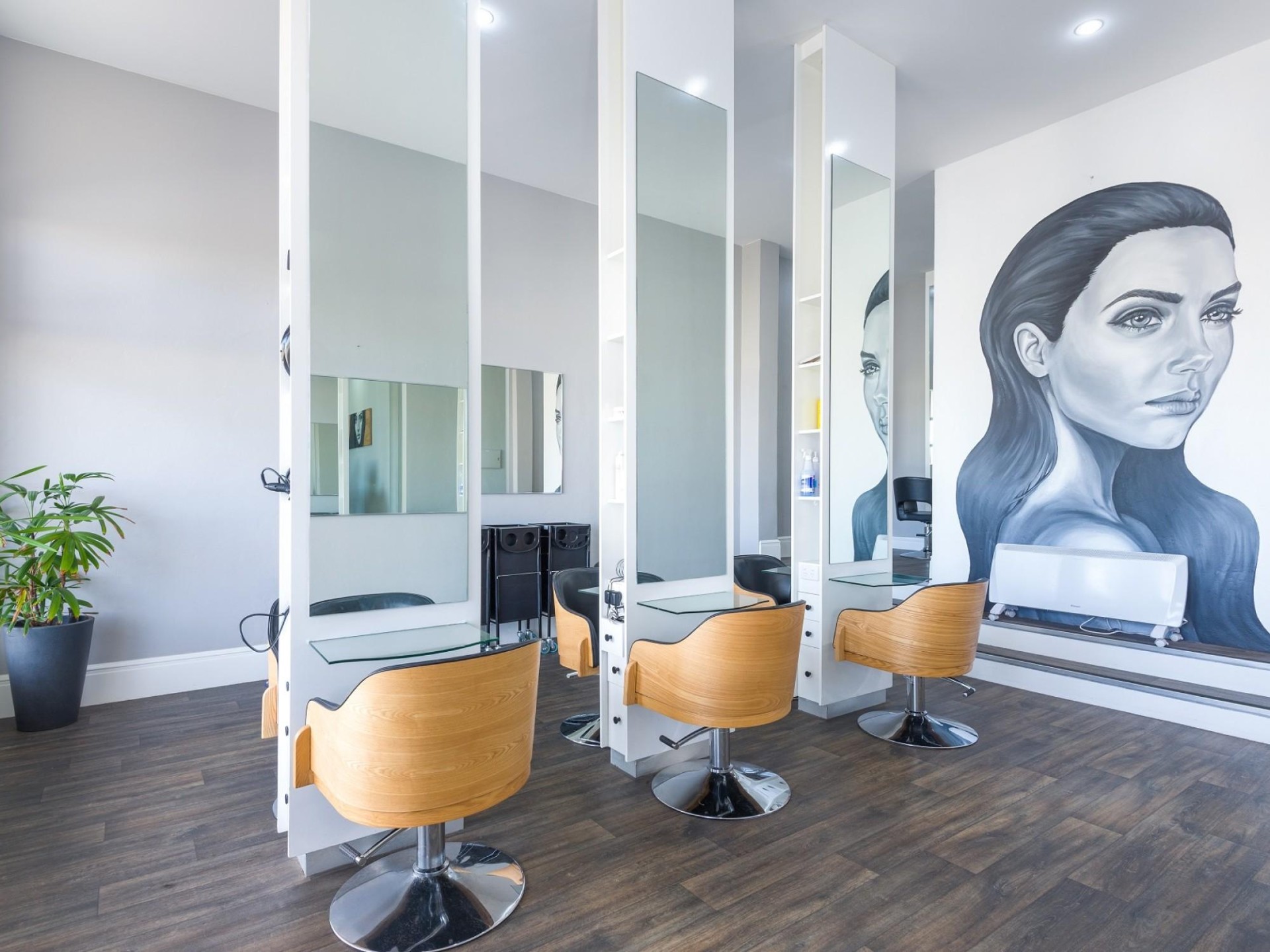 Edge Hair & Design 564168 2